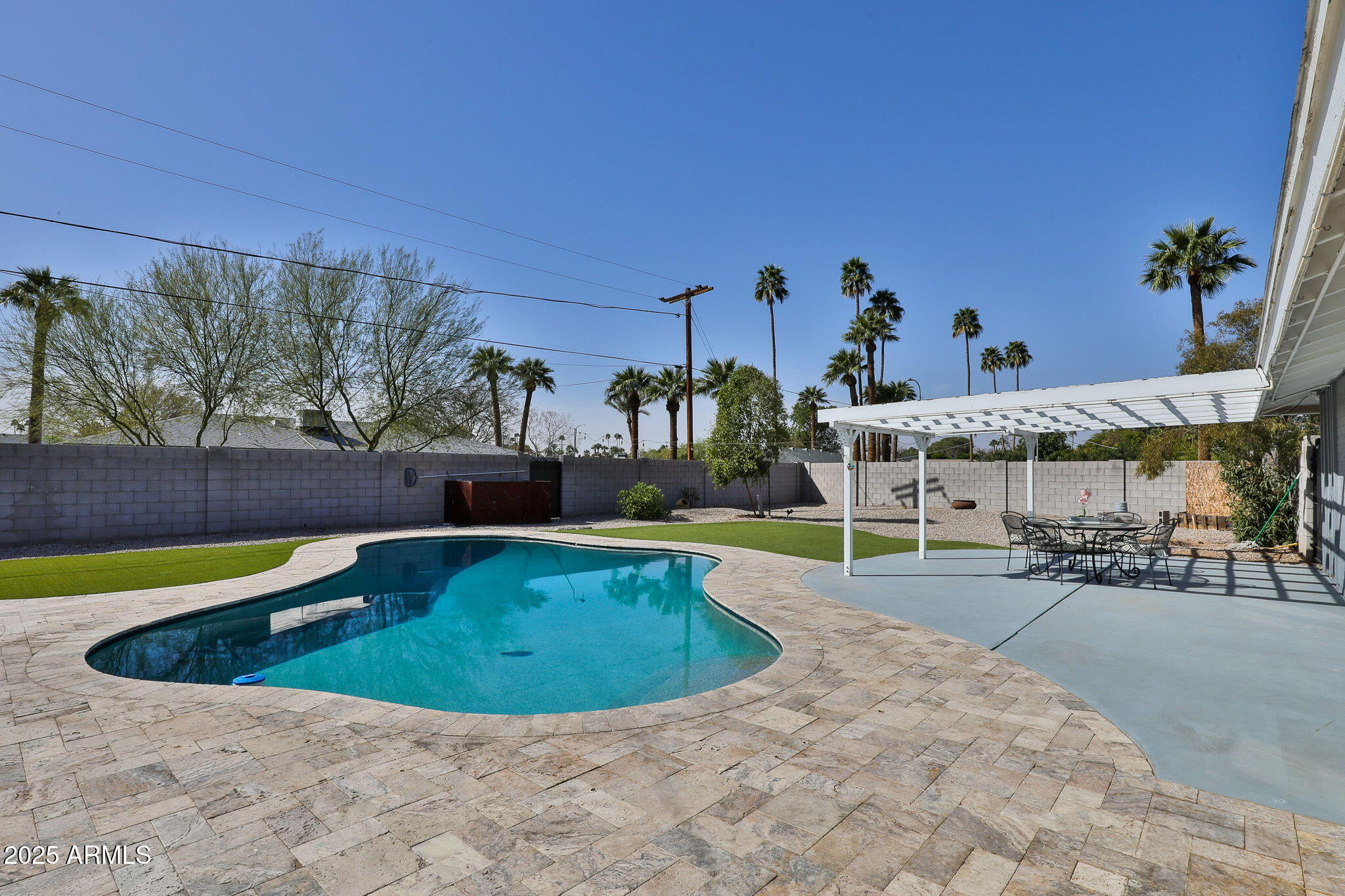 NORTH VISTA - Residential