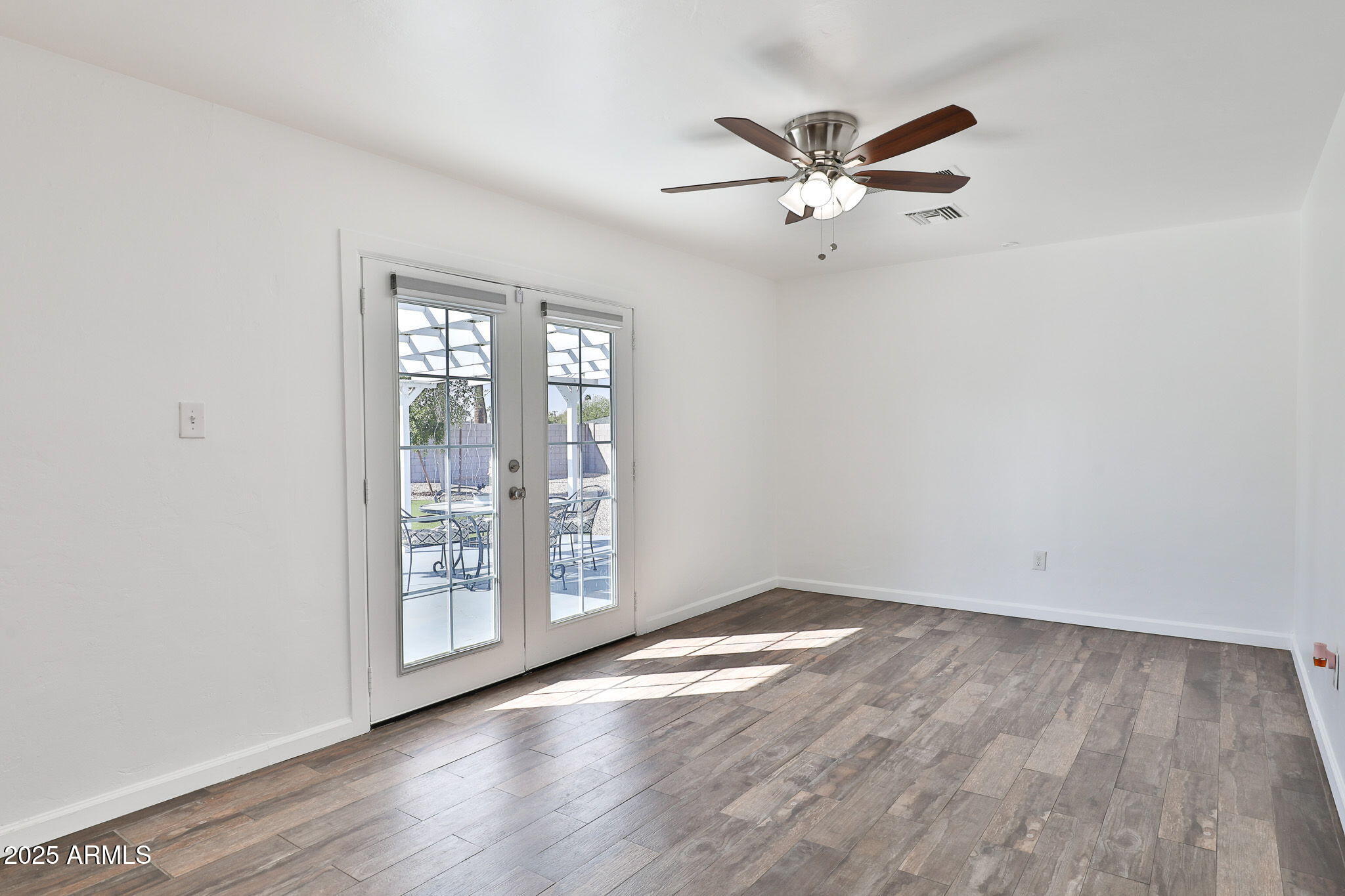 NORTH VISTA - Residential