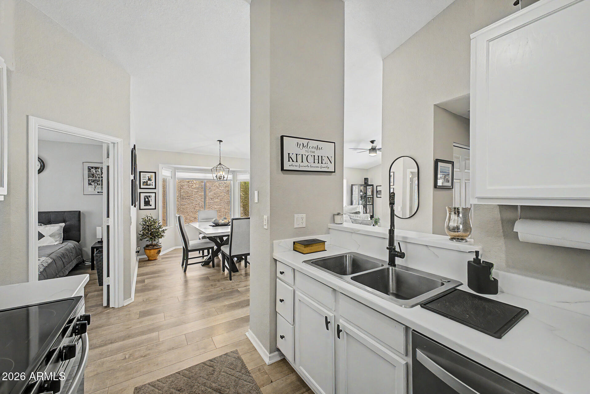 SUNBIRD UNIT ELEVEN - Residential