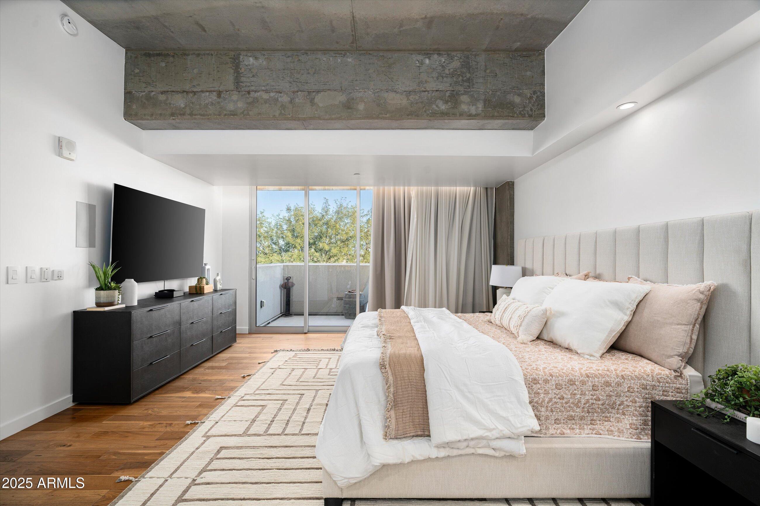 MOUNTAIN SHADOWS RESORT - CONDOMINIUM HOTEL - Residential
