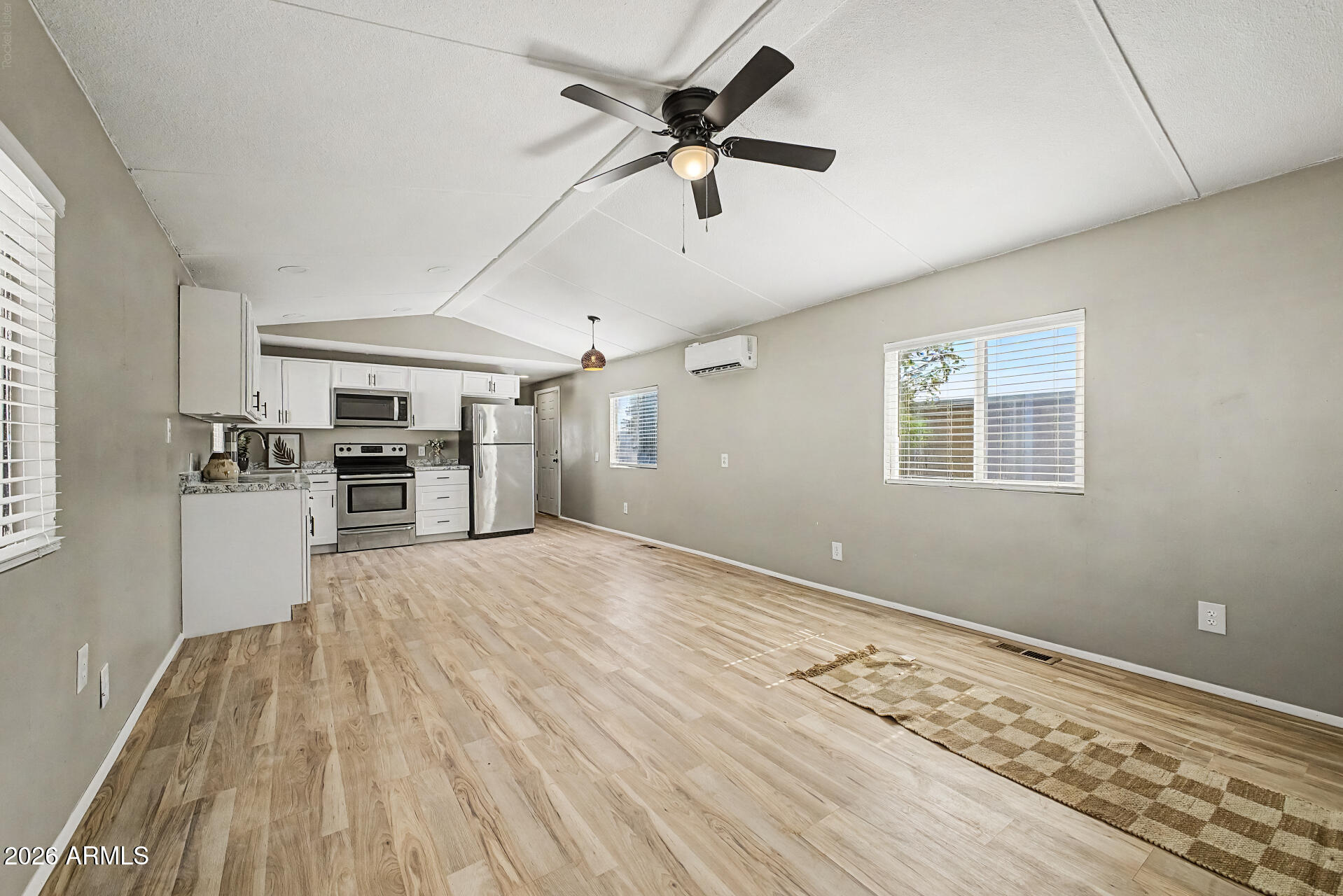 S17 T1N R8E - Residential
