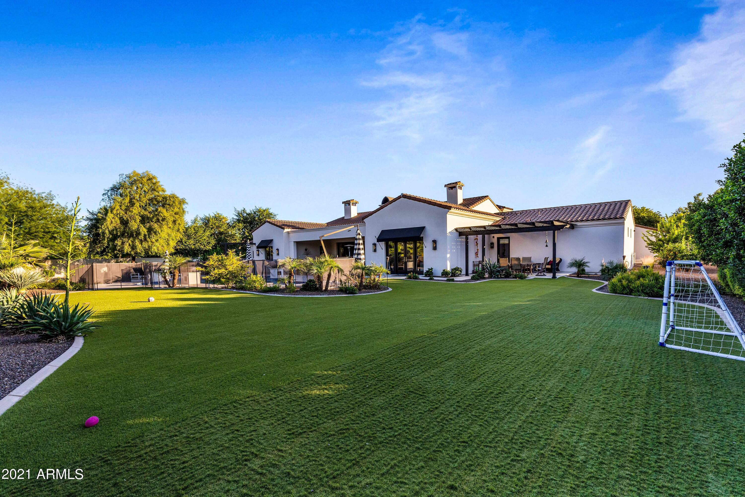 CAVALLO ESTATES - Residential