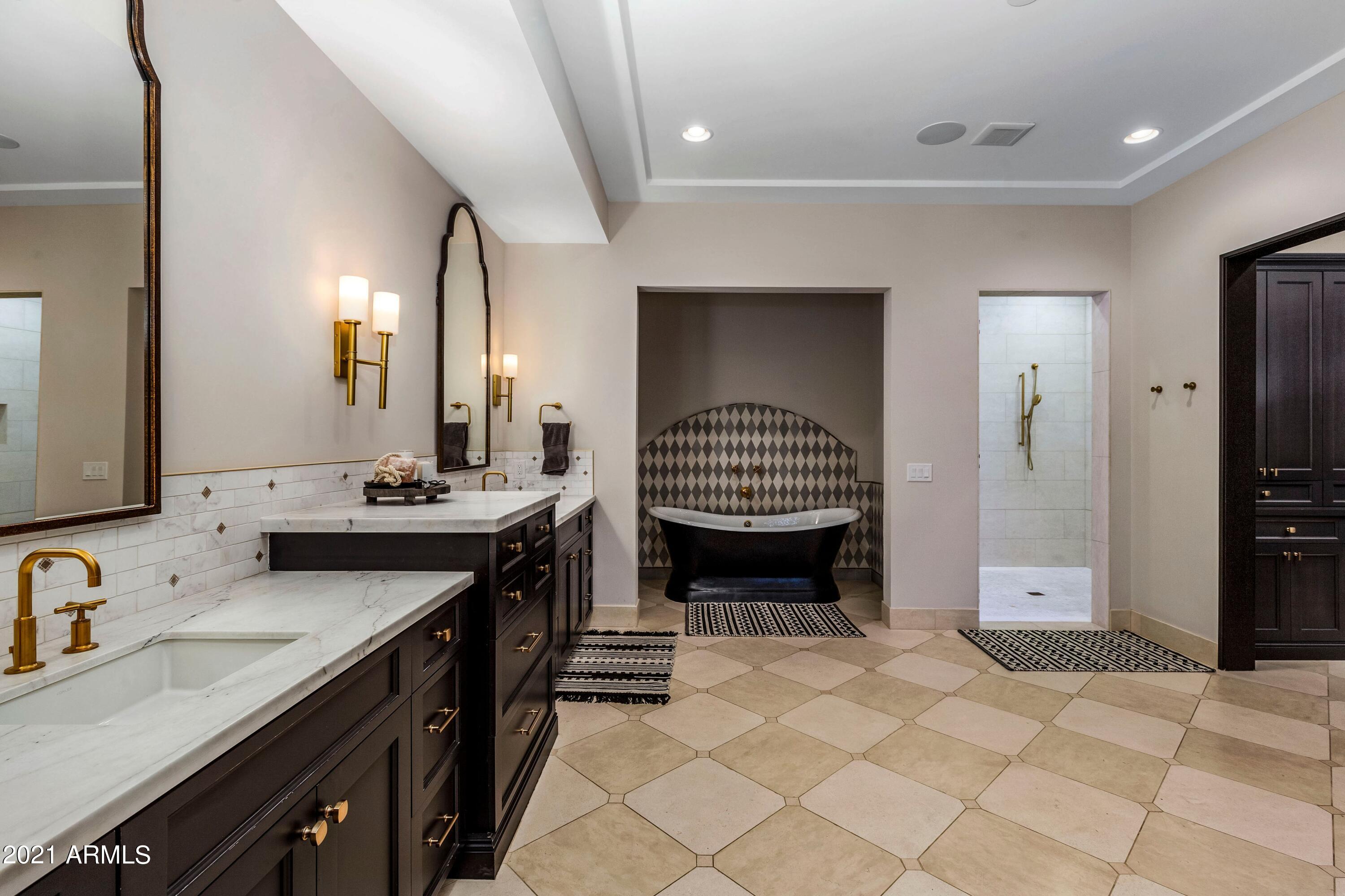 CAVALLO ESTATES - Residential
