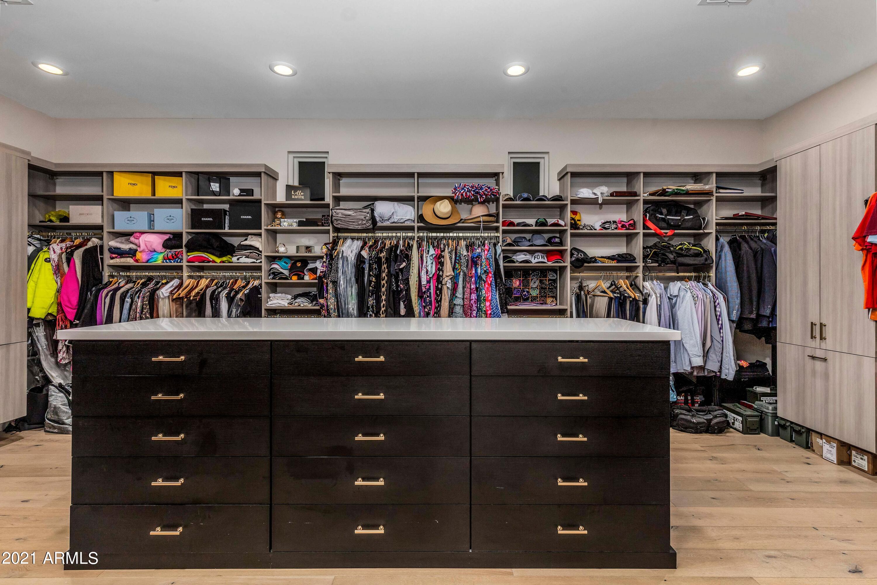 CAVALLO ESTATES - Residential