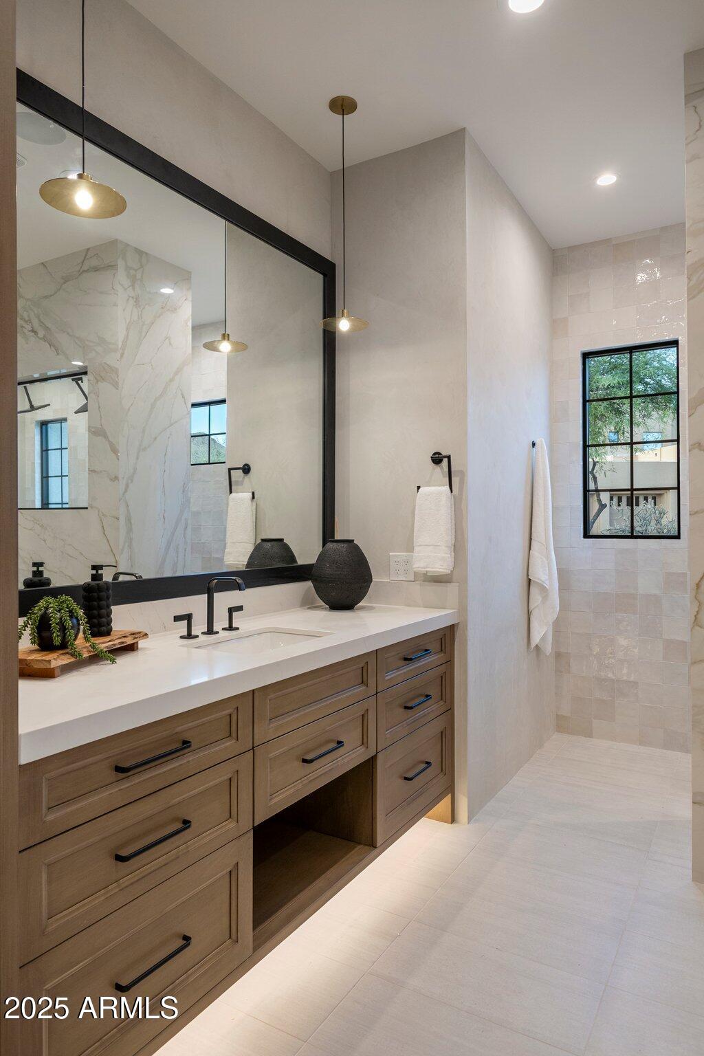 PINNACLE PEAK VISTAS 3 LOT 1-210 TR A-B - Residential