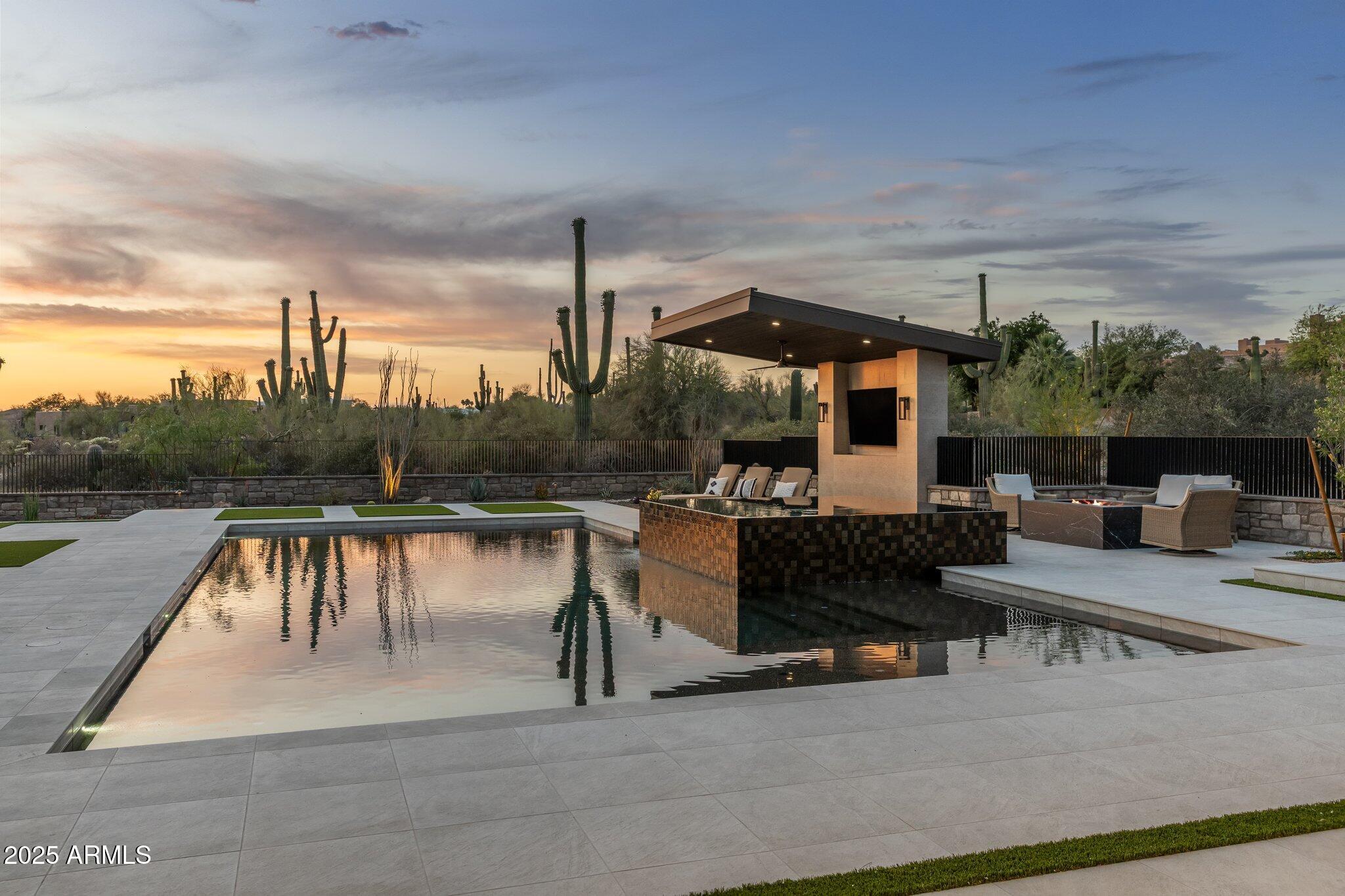 PINNACLE PEAK VISTAS 3 LOT 1-210 TR A-B - Residential