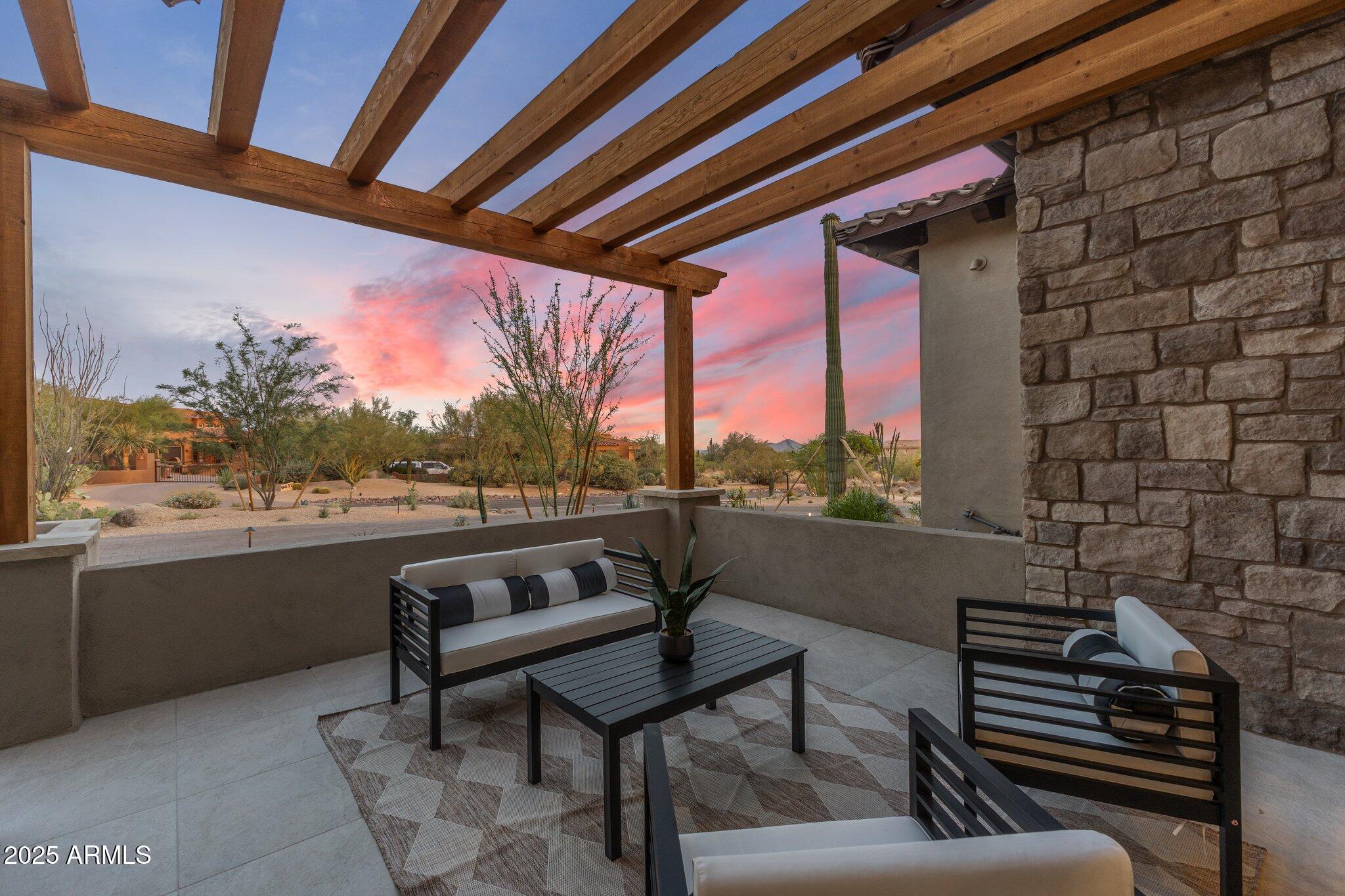 PINNACLE PEAK VISTAS 3 LOT 1-210 TR A-B - Residential