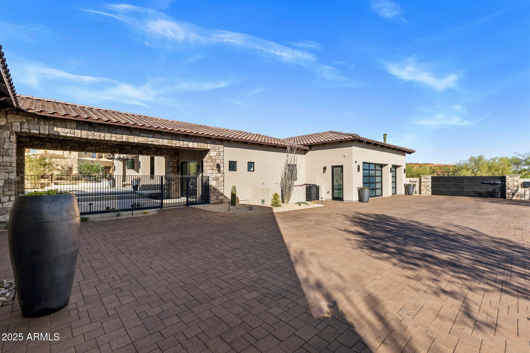 PINNACLE PEAK VISTAS 3 LOT 1-210 TR A-B - Residential