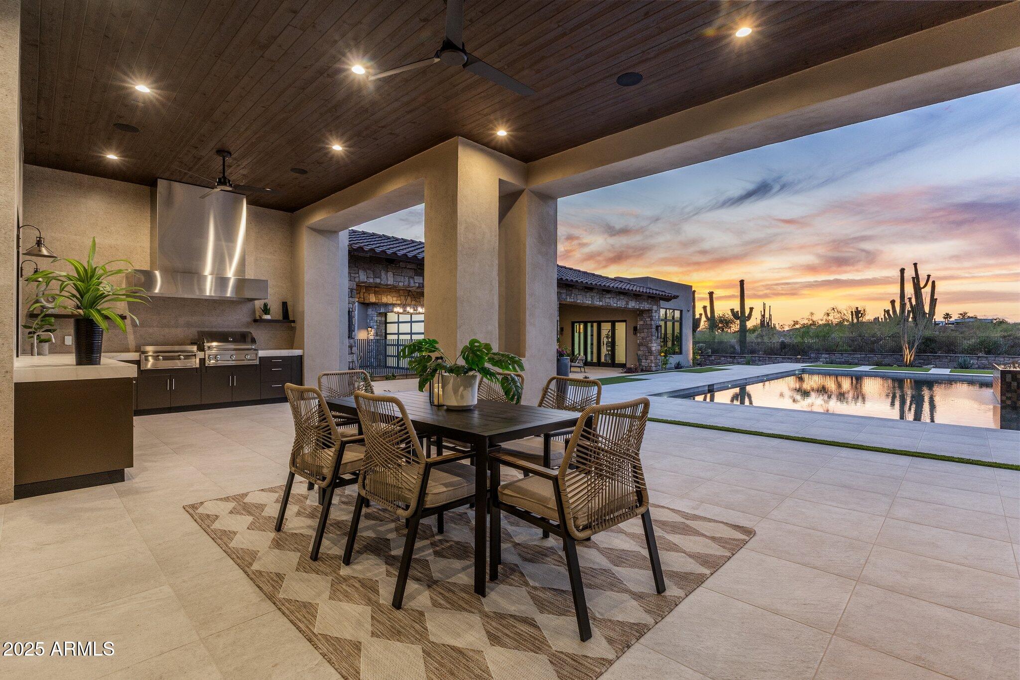 PINNACLE PEAK VISTAS 3 LOT 1-210 TR A-B - Residential