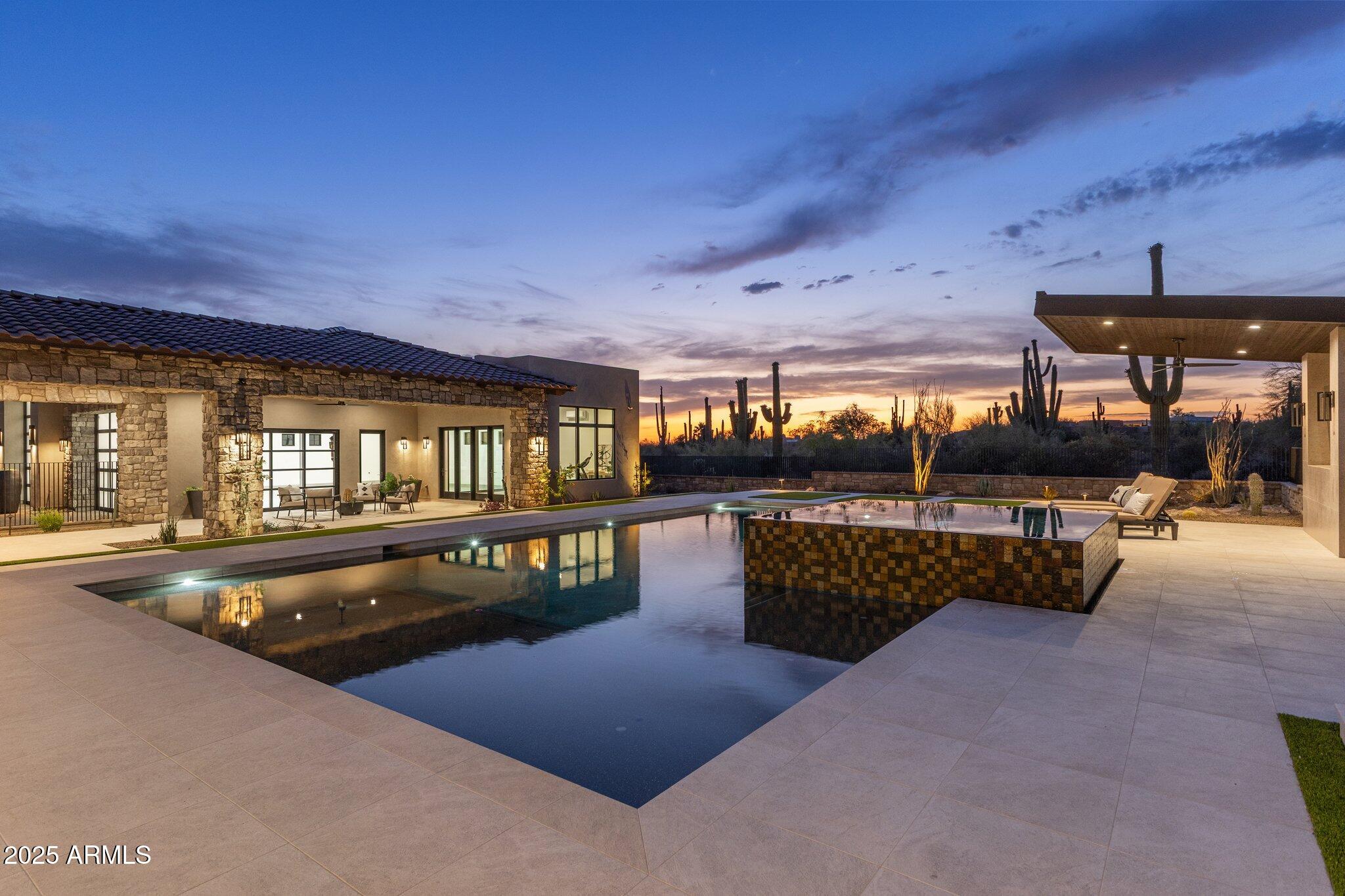 PINNACLE PEAK VISTAS 3 LOT 1-210 TR A-B - Residential