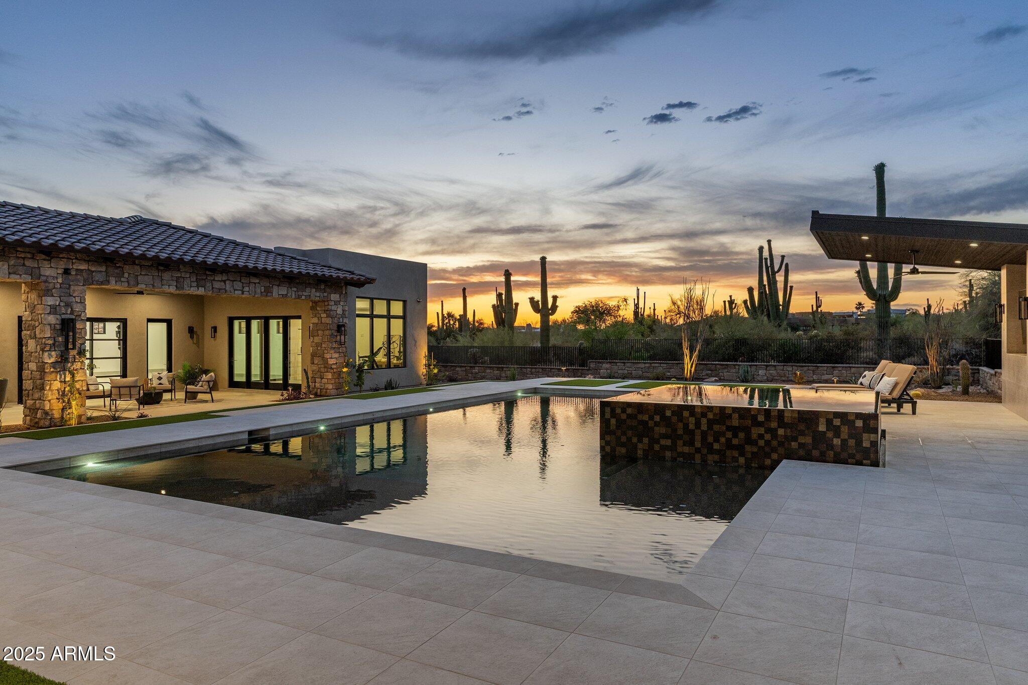 PINNACLE PEAK VISTAS 3 LOT 1-210 TR A-B - Residential