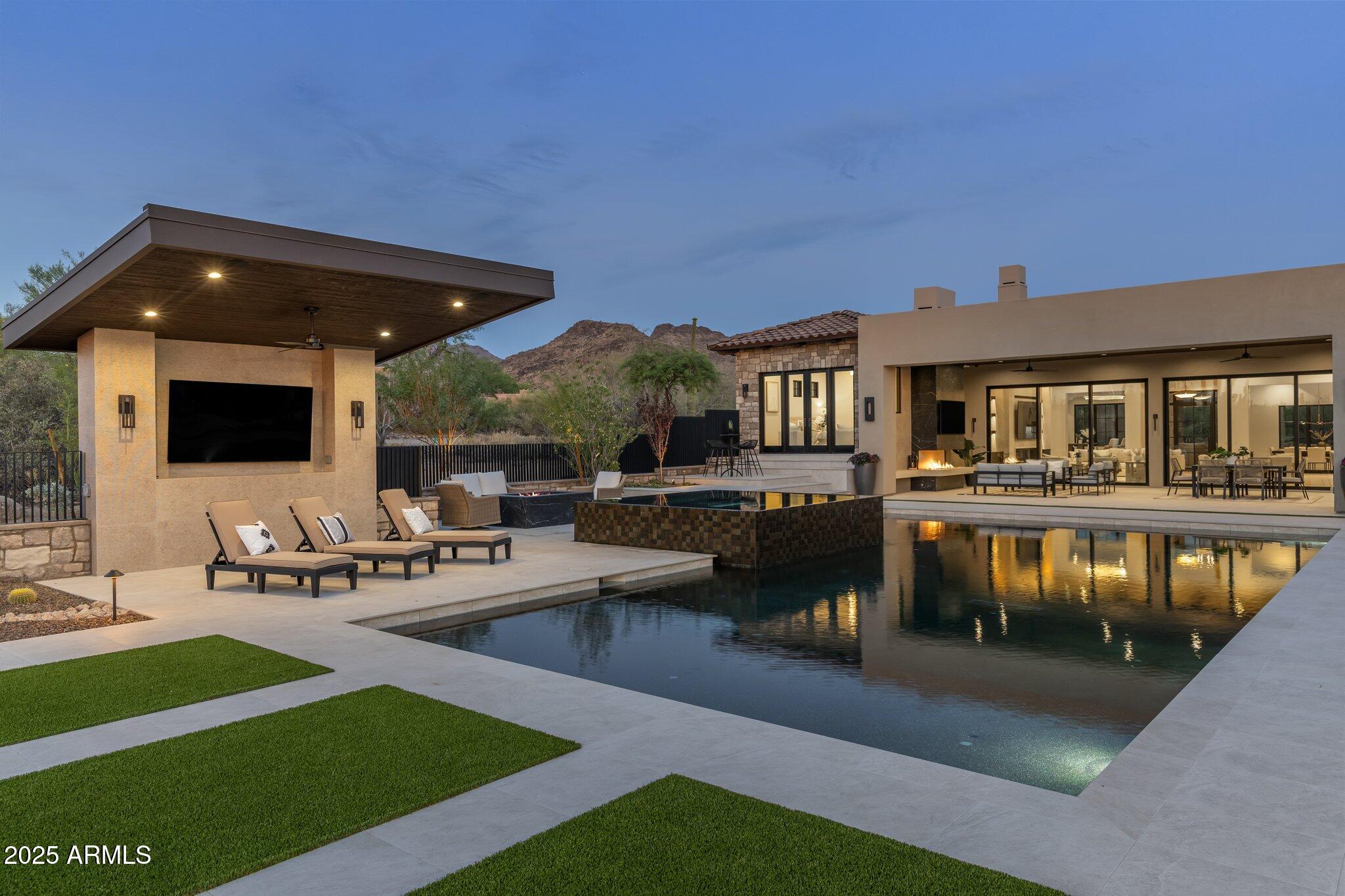PINNACLE PEAK VISTAS 3 LOT 1-210 TR A-B - Residential