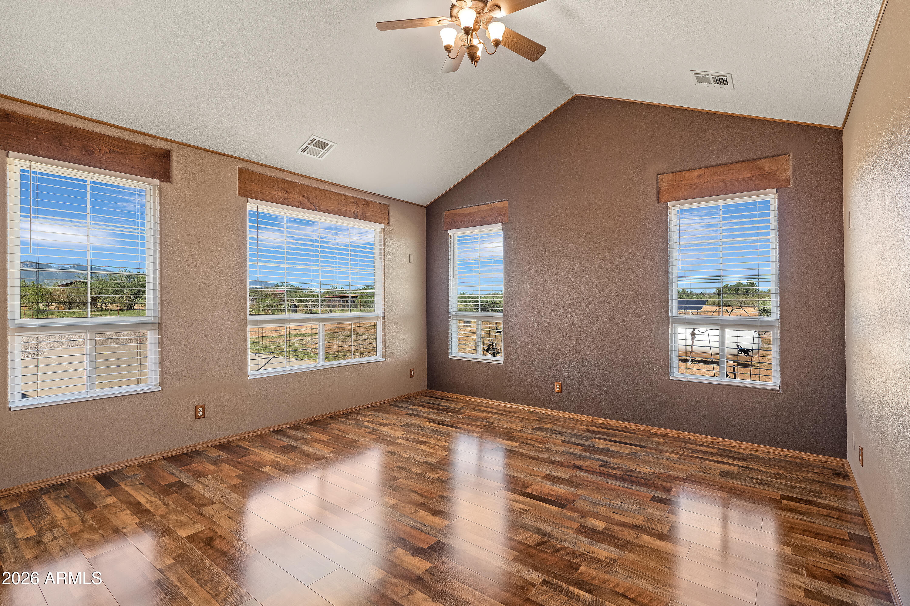 BARBARY ESTATES - Residential