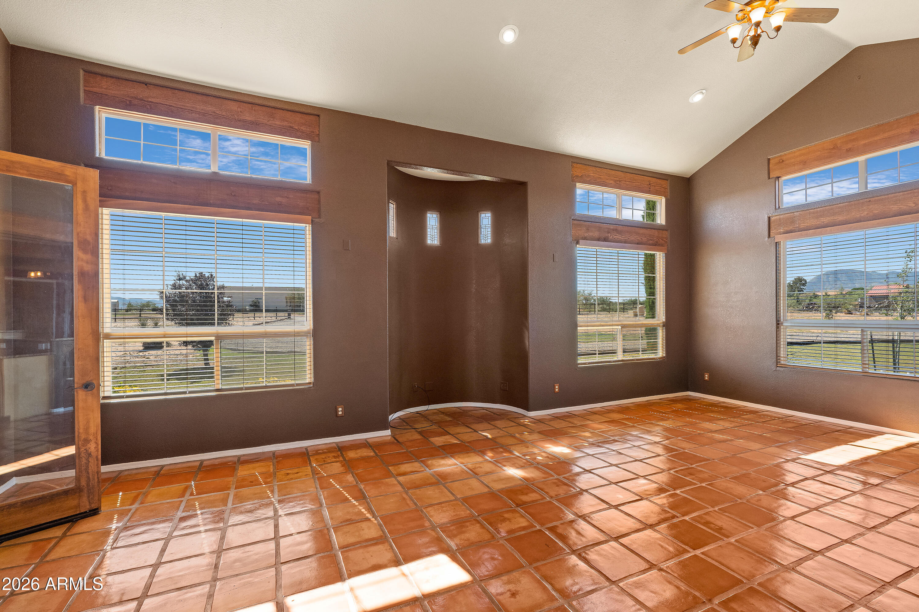 BARBARY ESTATES - Residential