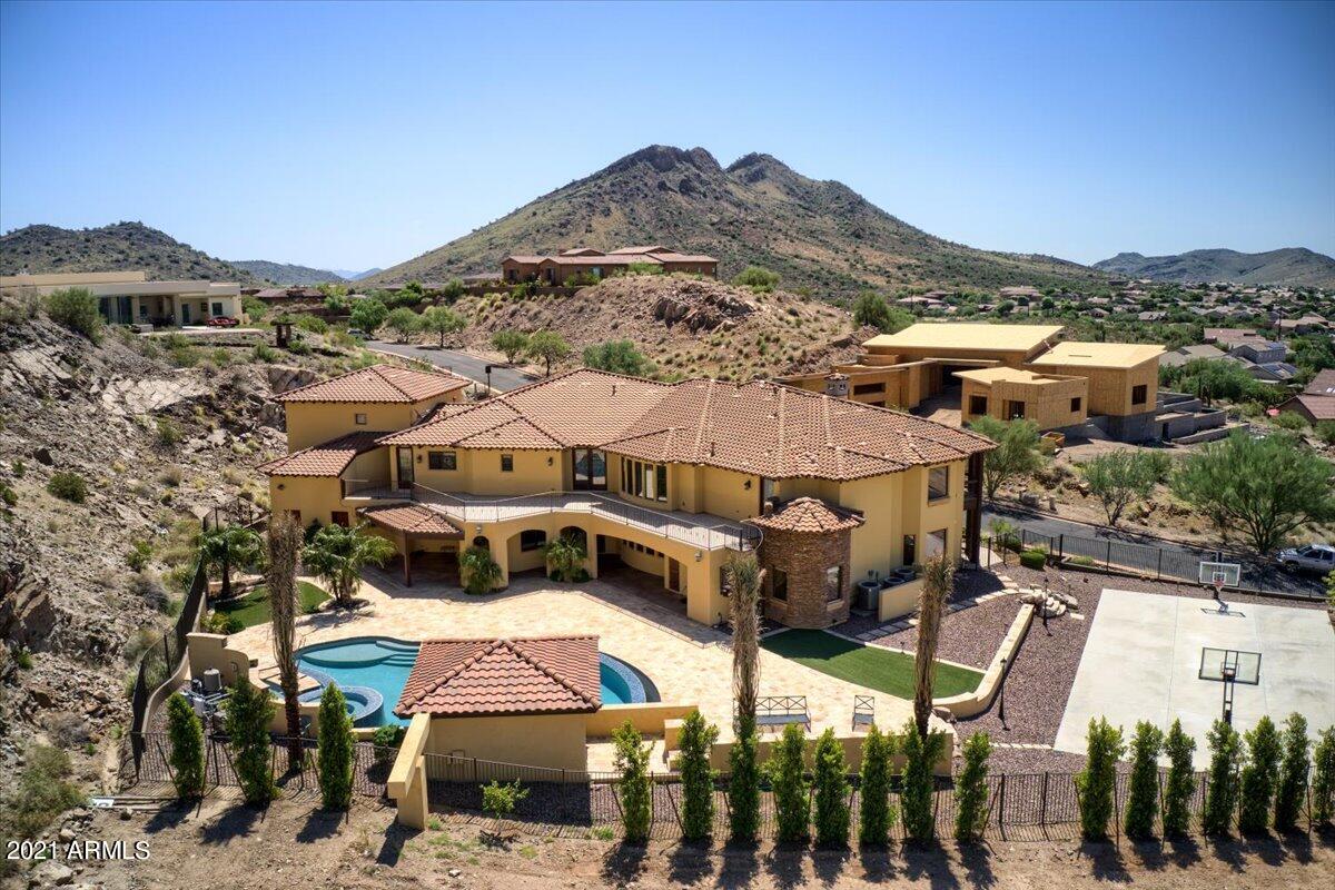 GOLD MOUNTAIN PRESERVE - Residential