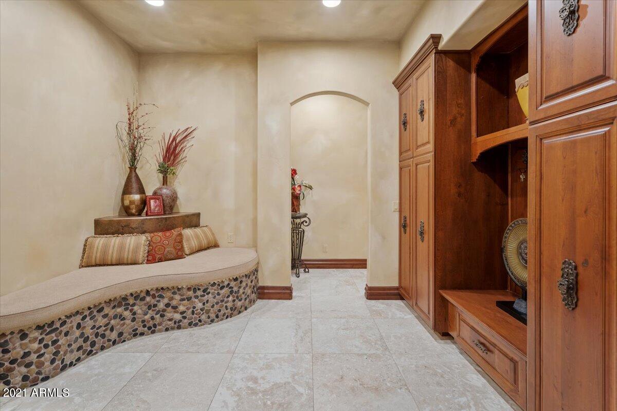 GOLD MOUNTAIN PRESERVE - Residential