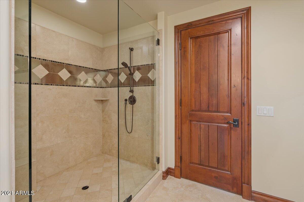 GOLD MOUNTAIN PRESERVE - Residential