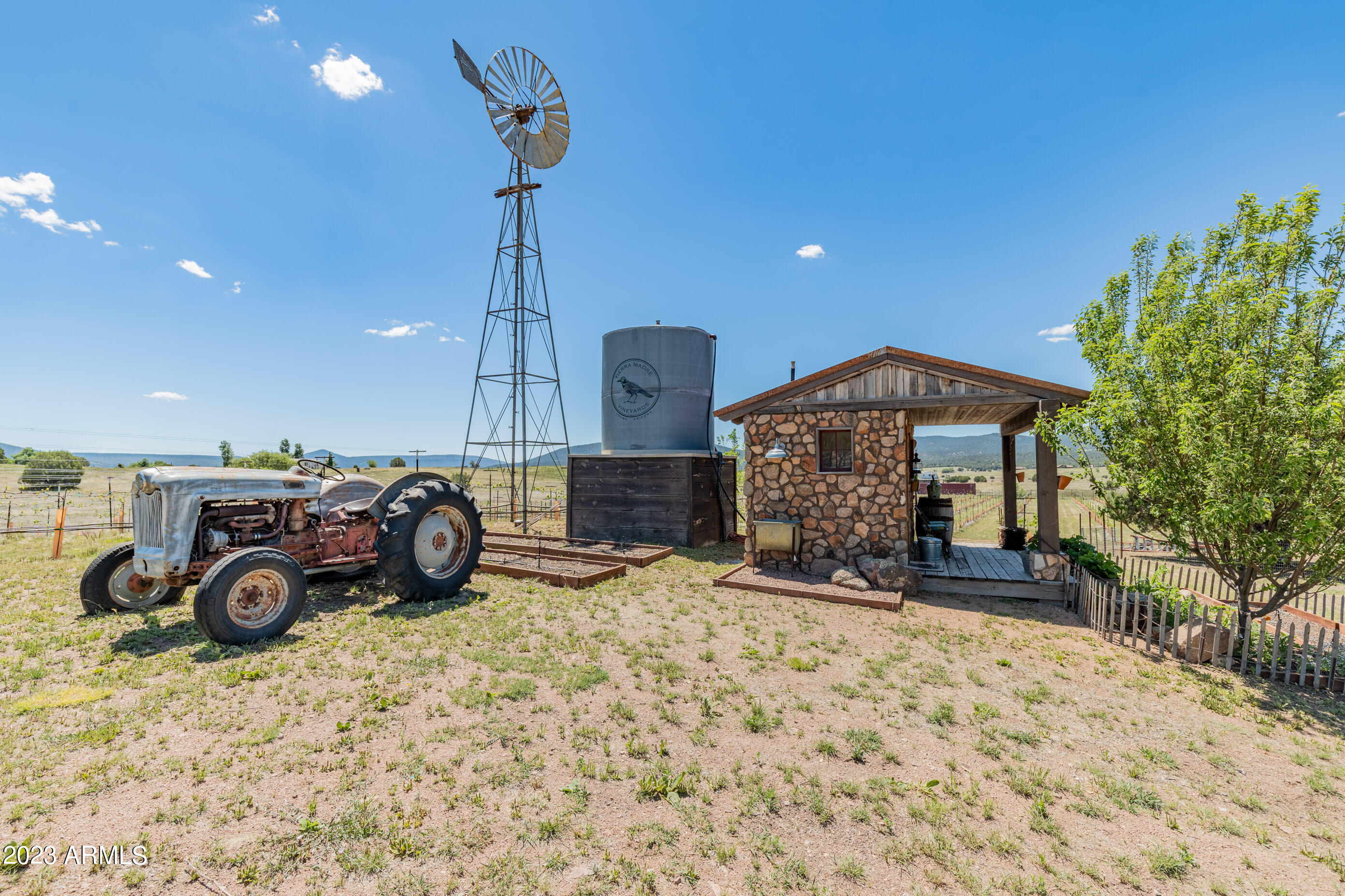 Tierra Madre Vineyard - Residential