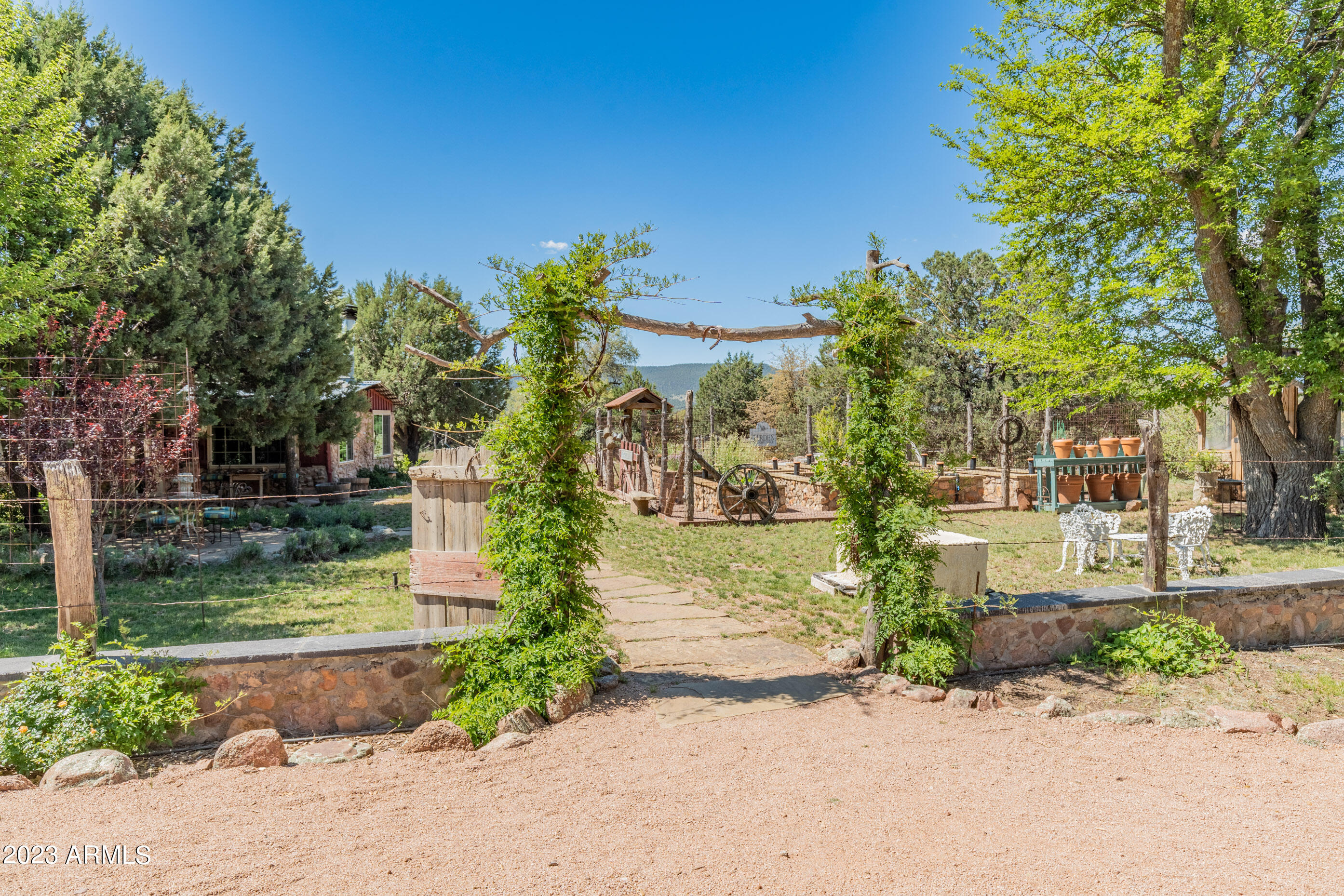 Tierra Madre Vineyard - Residential