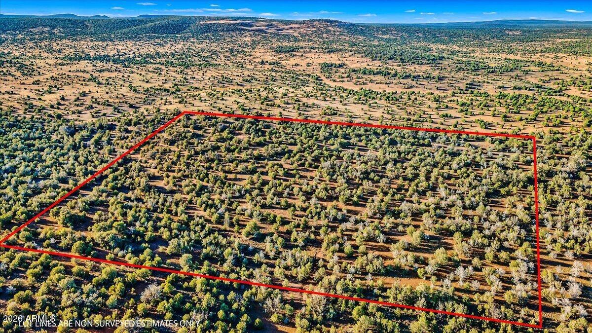 ARIZONAS JUNIPERWOOD RANCH 5 - Land