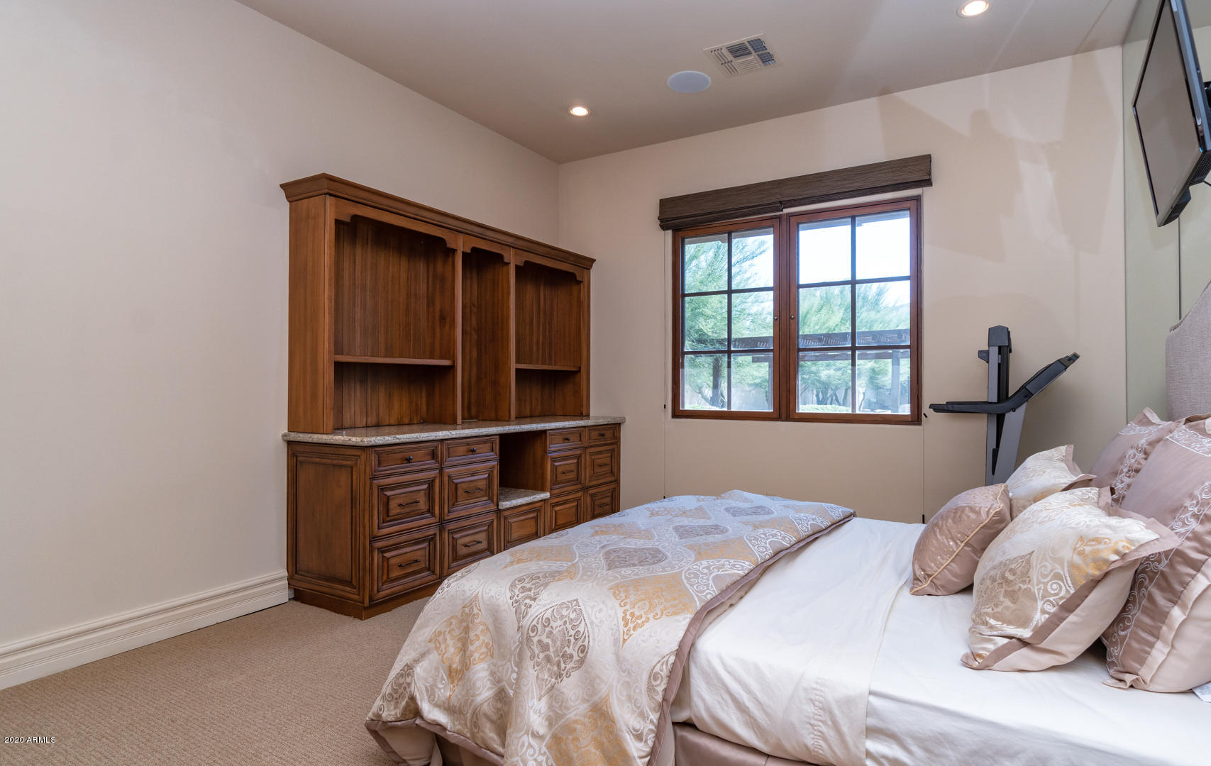 MOCKINGBIRD LANE ESTATES 6 - Residential