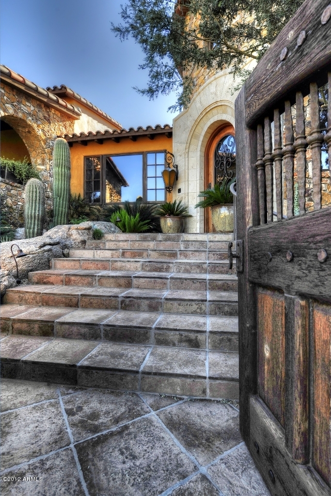 Estancia - Residential