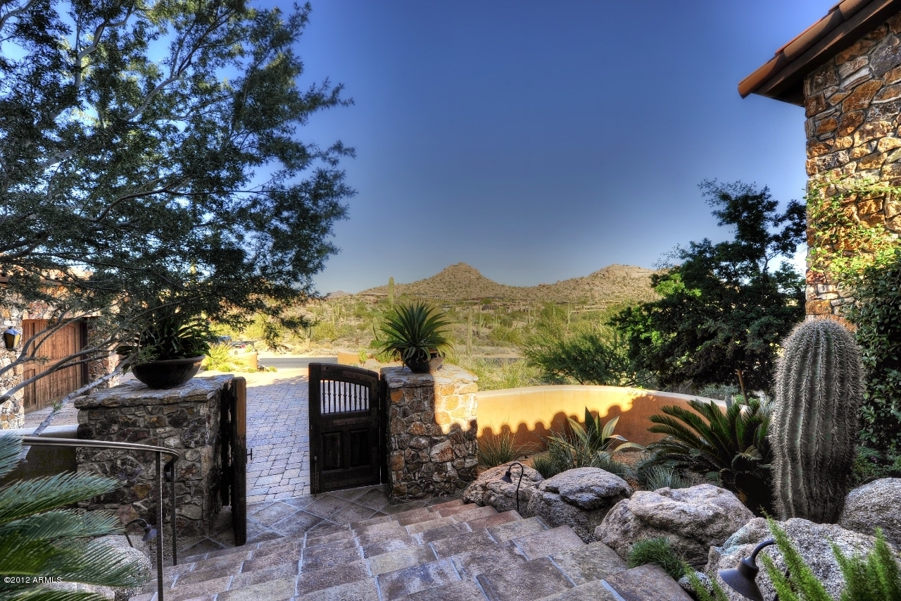 Estancia - Residential