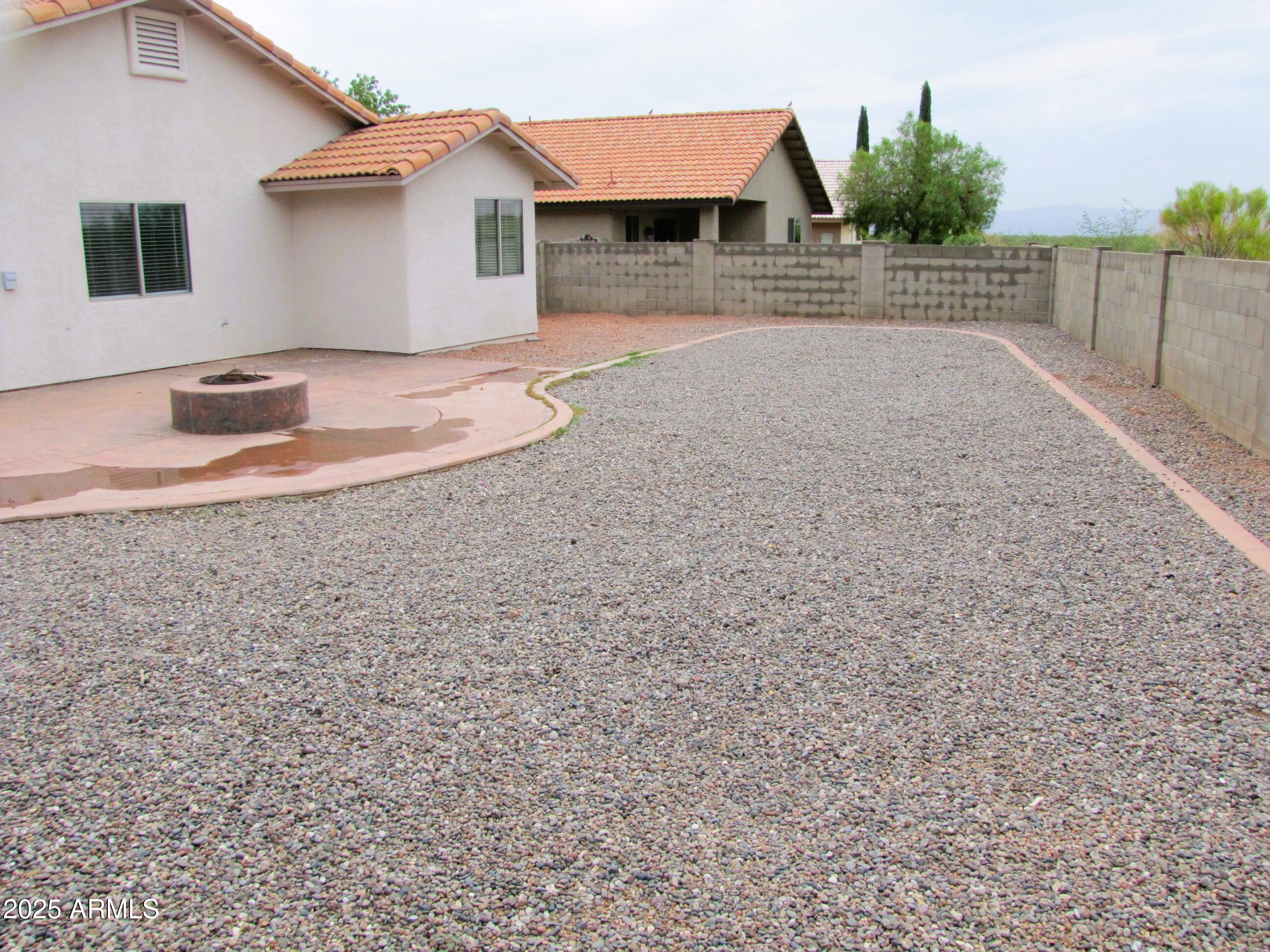 CHAPARRAL VILLAGE SOUTH PHASE B - Residential Lease