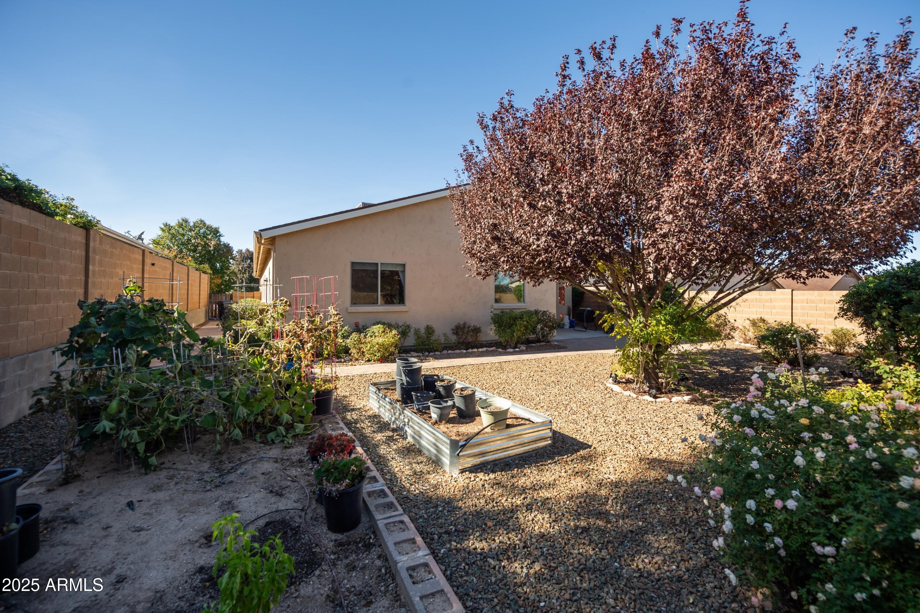 HIGHLANDS RANCH UNIT 2 - Residential