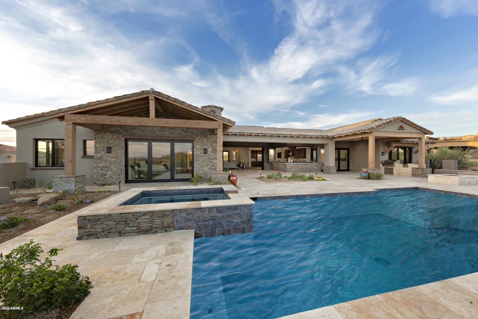 MIRABEL CLUB - Residential