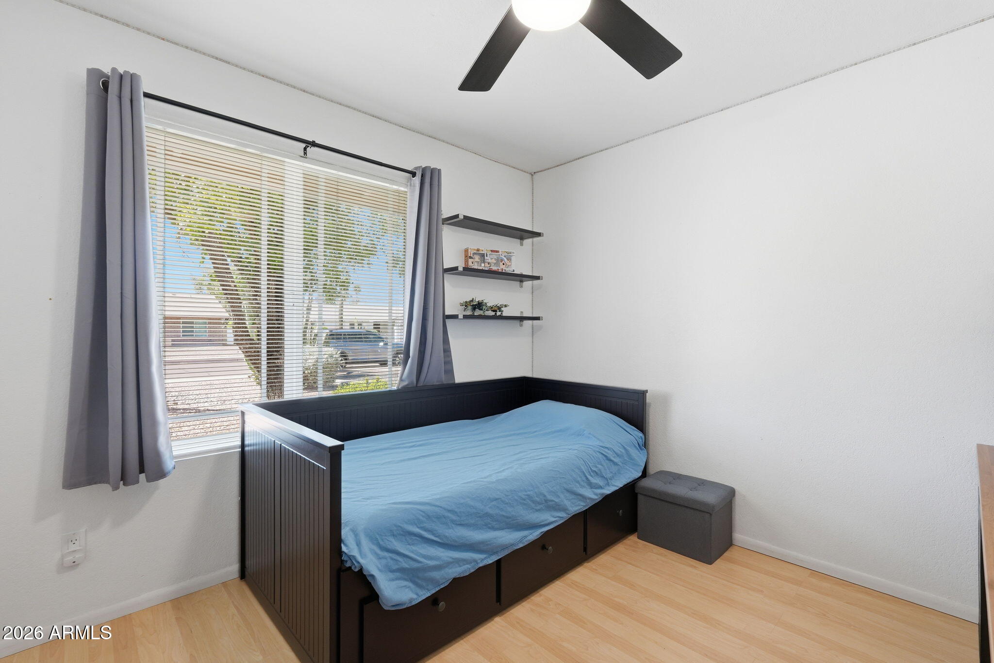 KNOELL TEMPE UNIT 9 - Residential