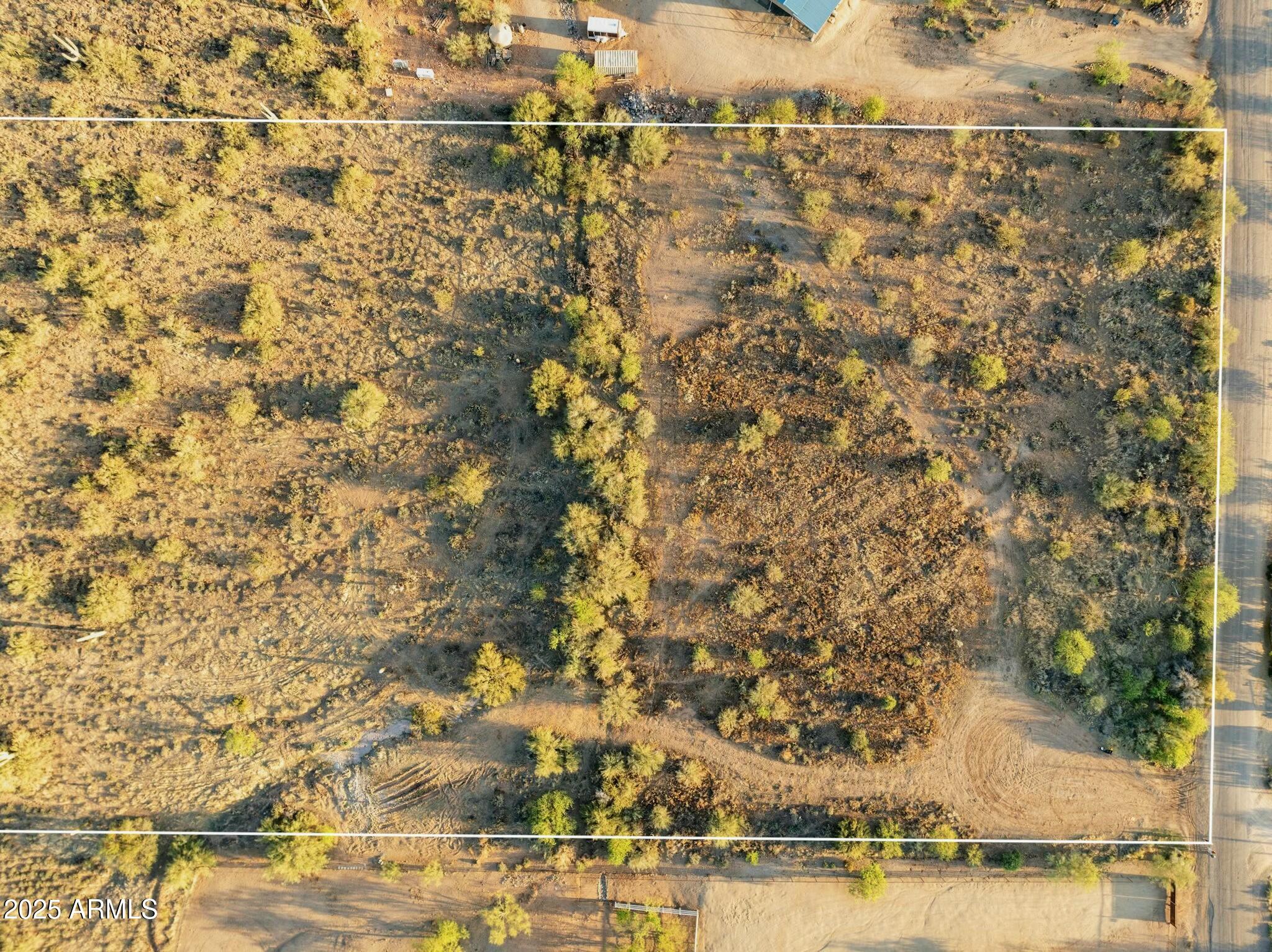 Metes and Bounds. Cave Creek - Land