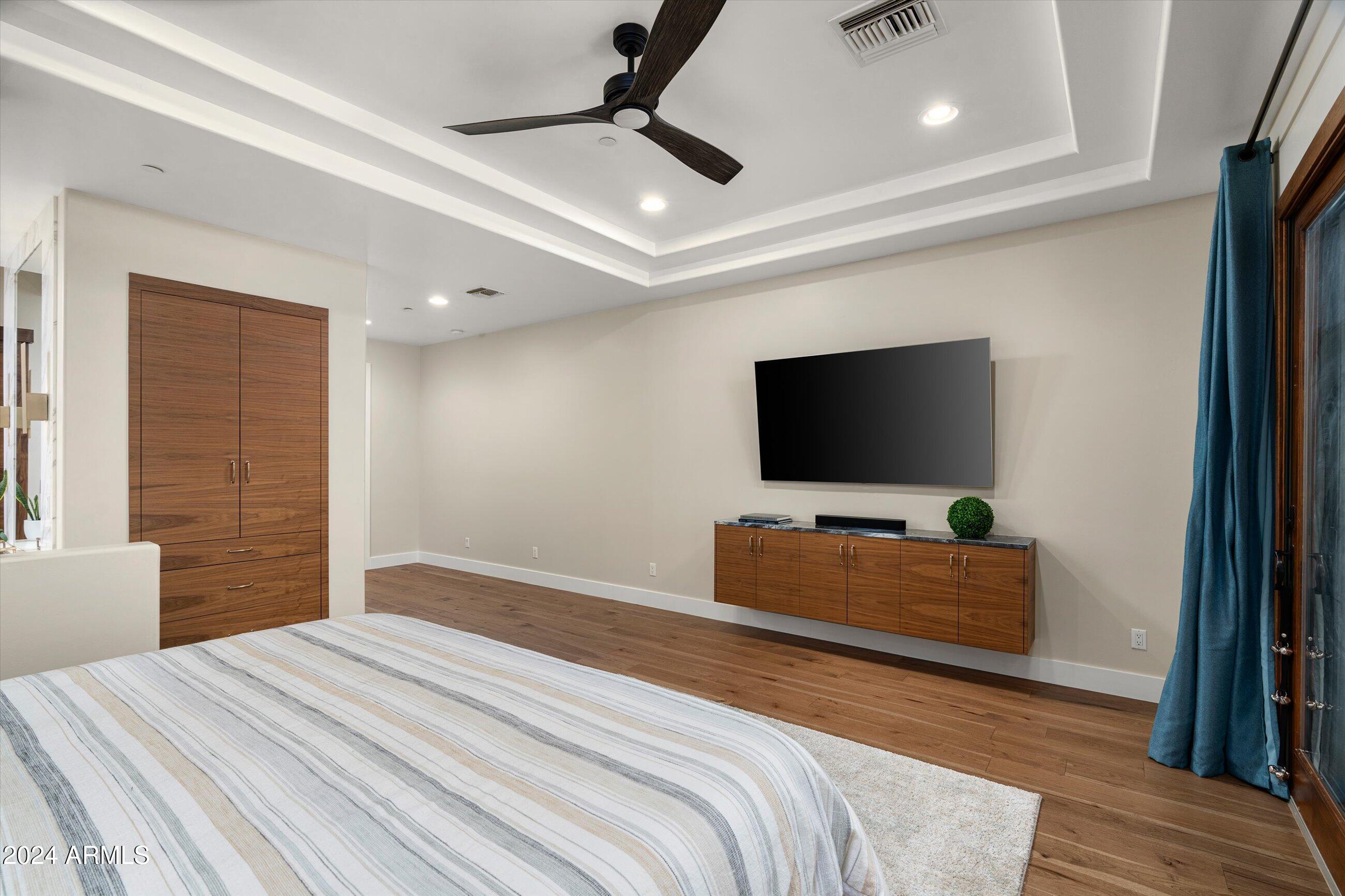 MOCKINGBIRD LANE ESTATES 4 - Residential