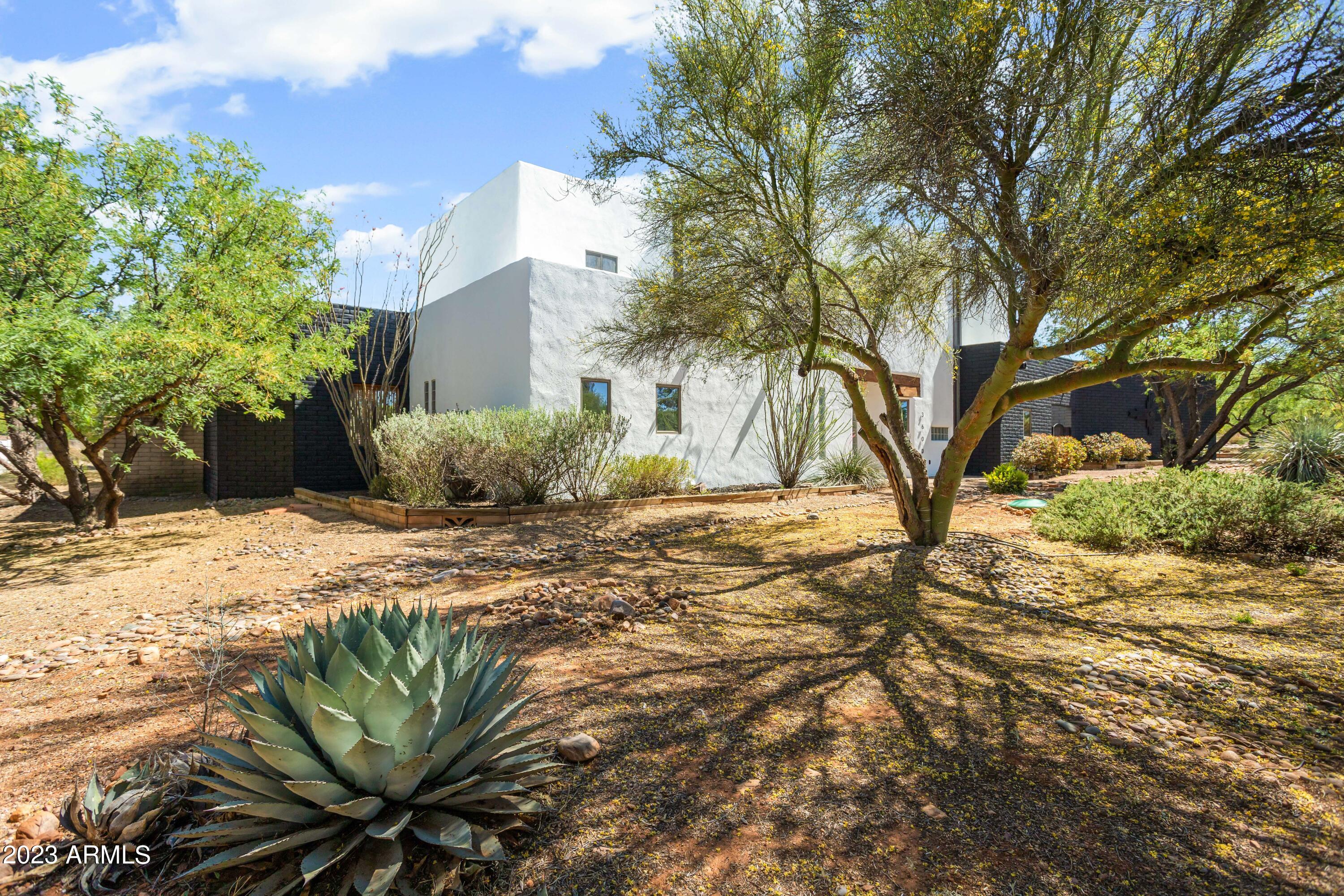 MOUNTAIN SHADOWS PHASE A - Residential