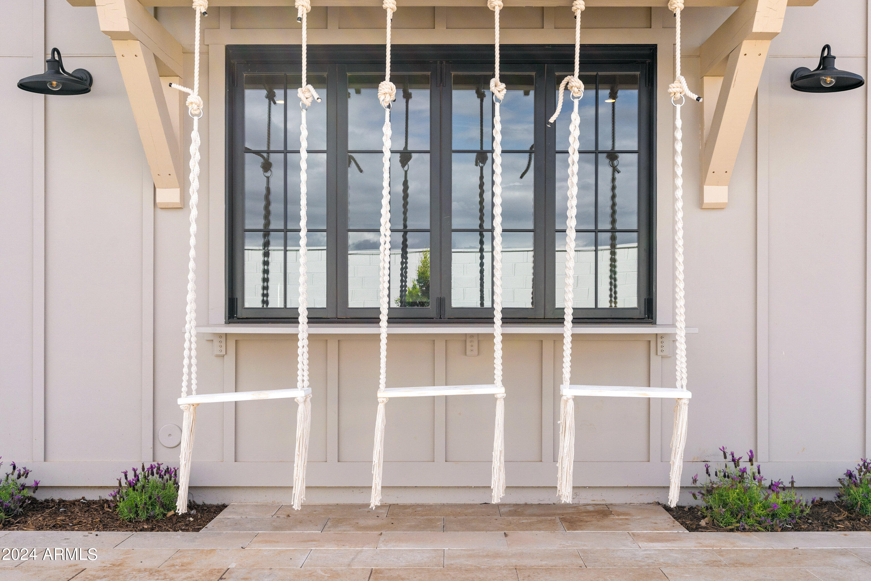 PECAN LIGHTS - Residential