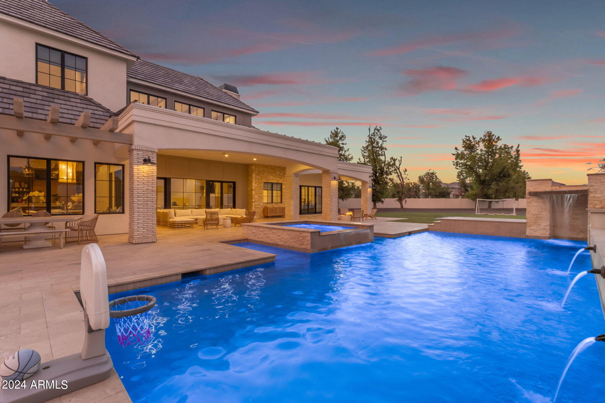 PECAN LIGHTS - Residential