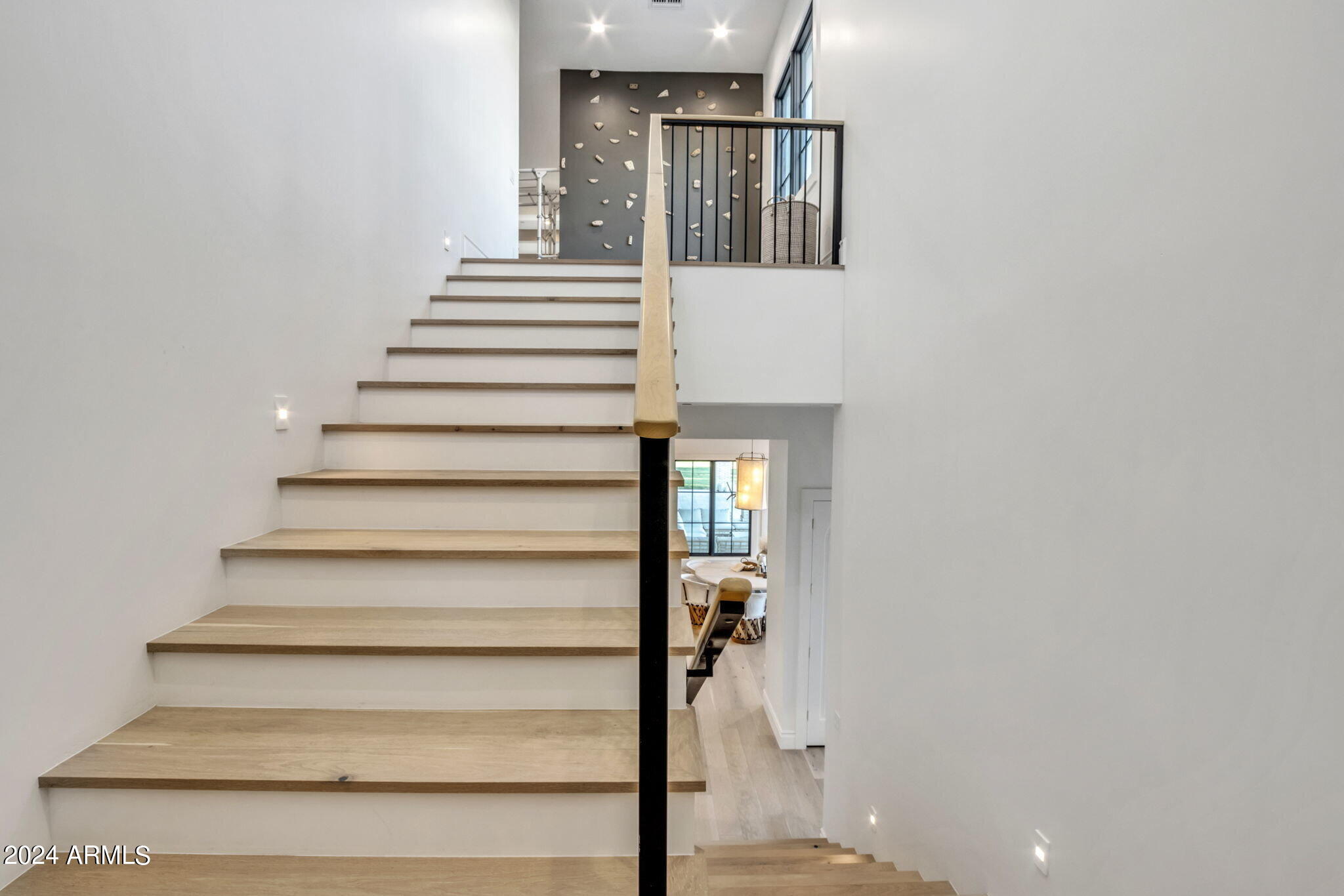 PECAN LIGHTS - Residential