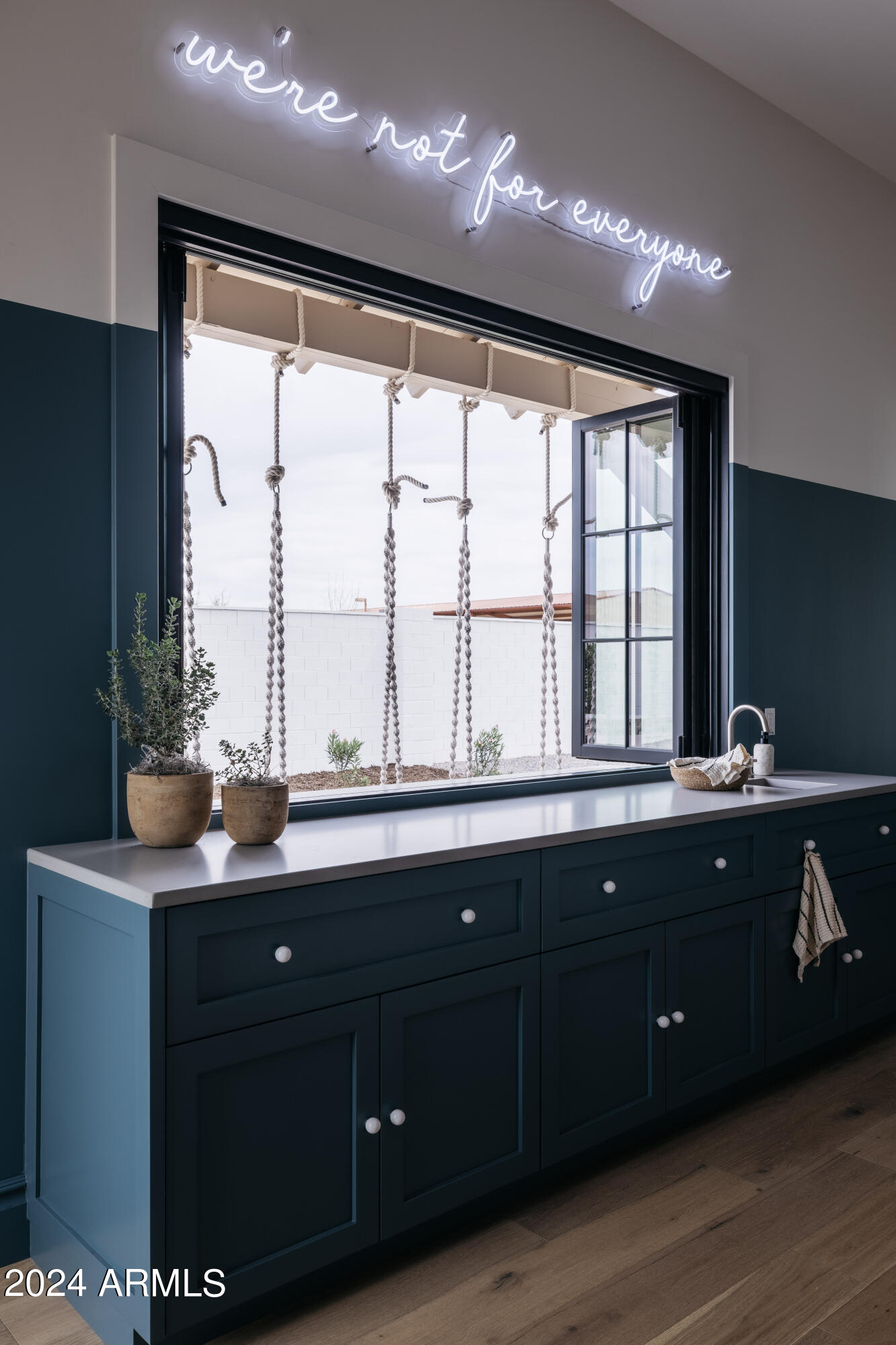 PECAN LIGHTS - Residential