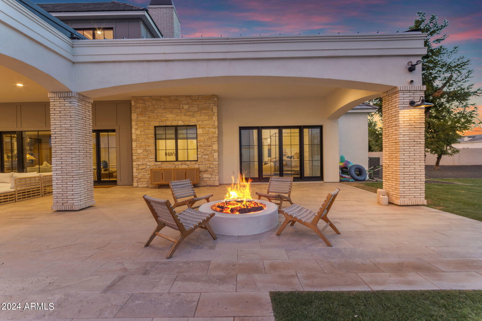 PECAN LIGHTS - Residential