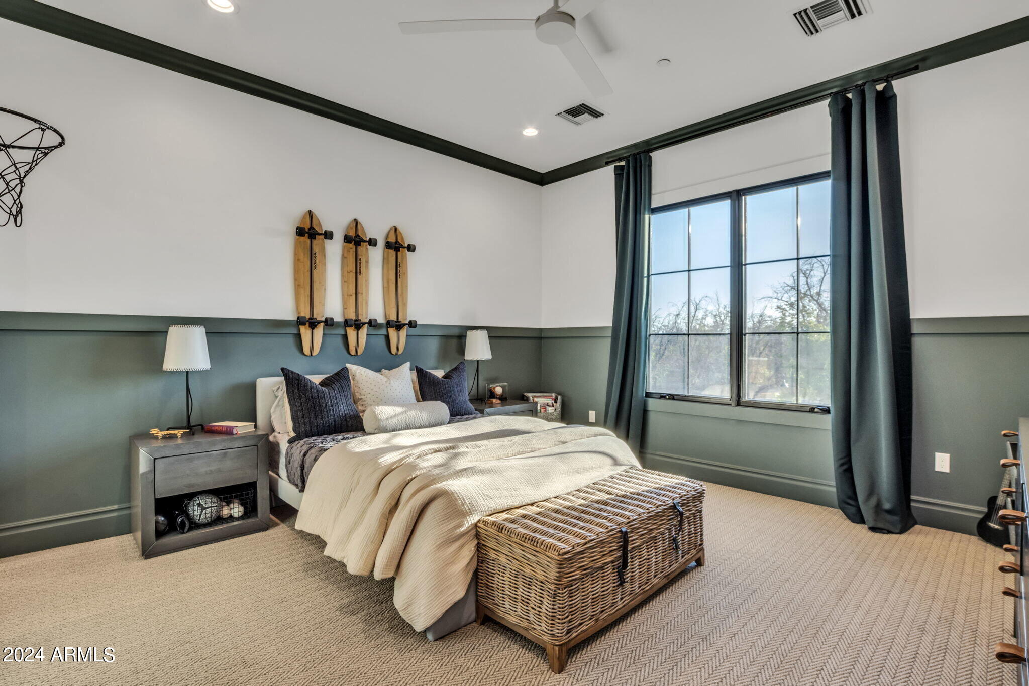 PECAN LIGHTS - Residential