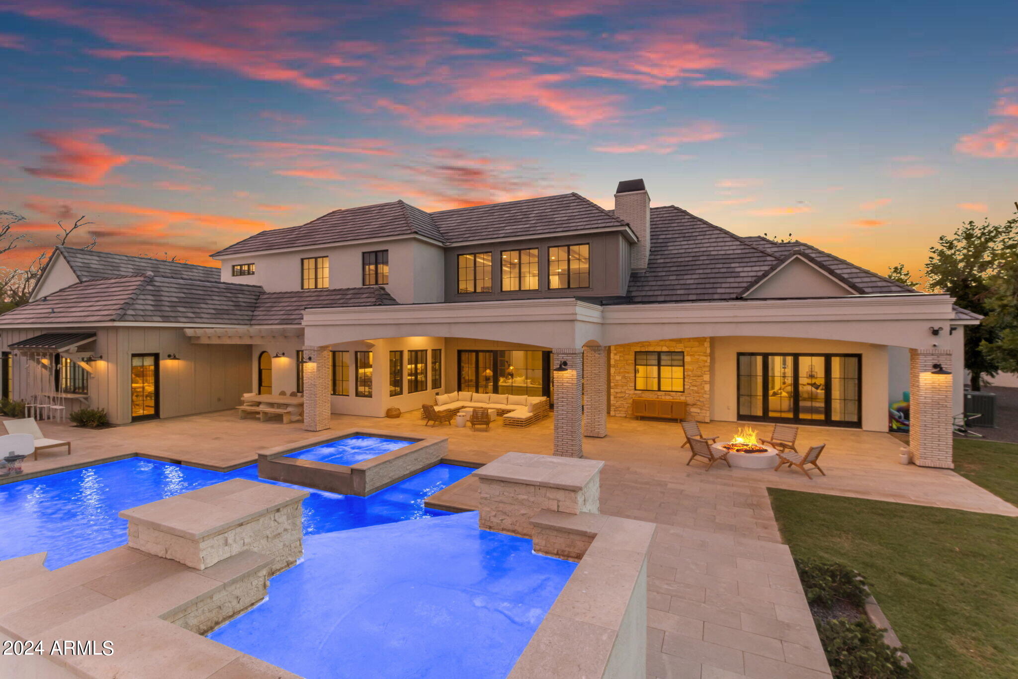PECAN LIGHTS - Residential