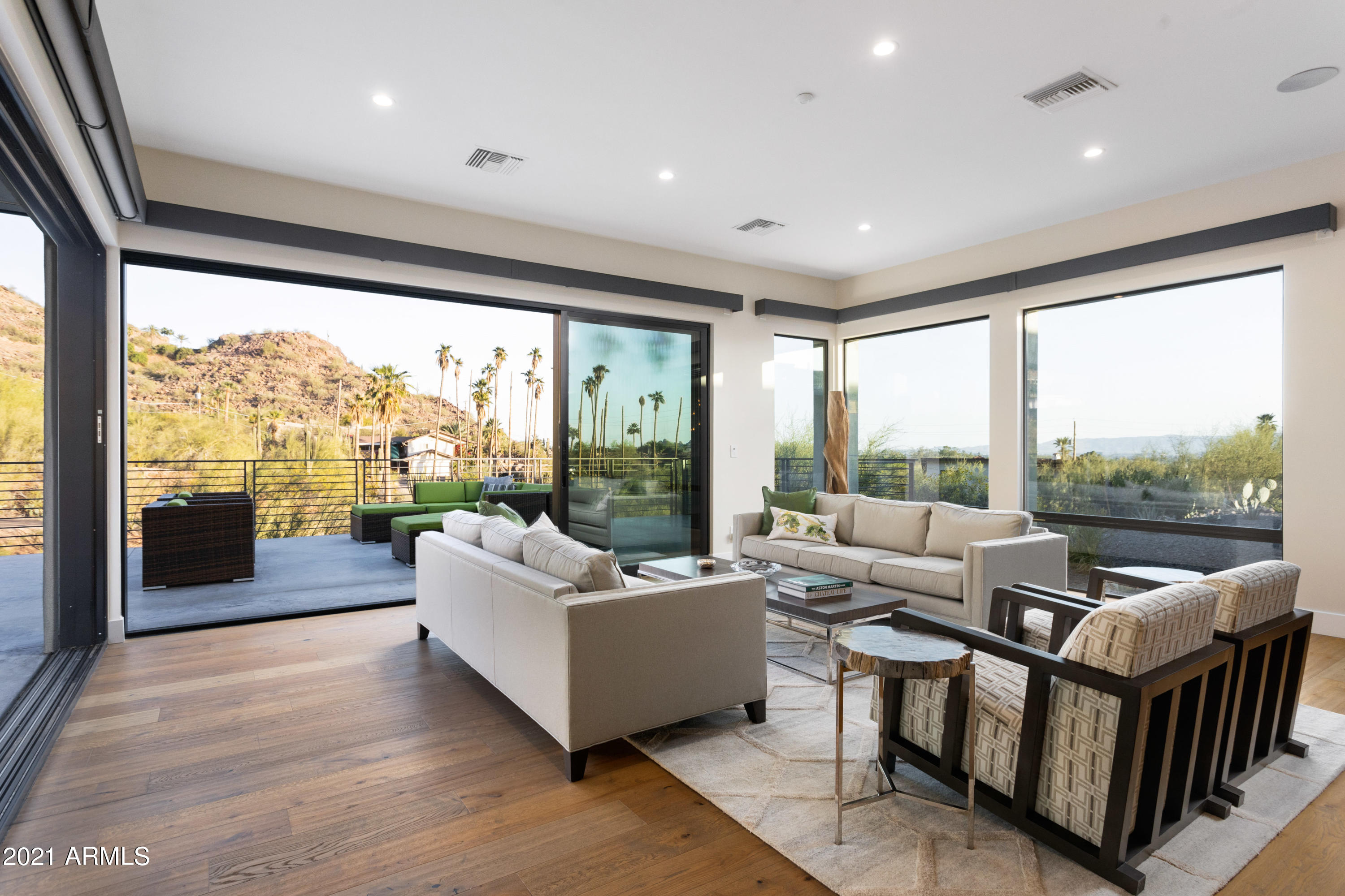 RED ROCK - Residential