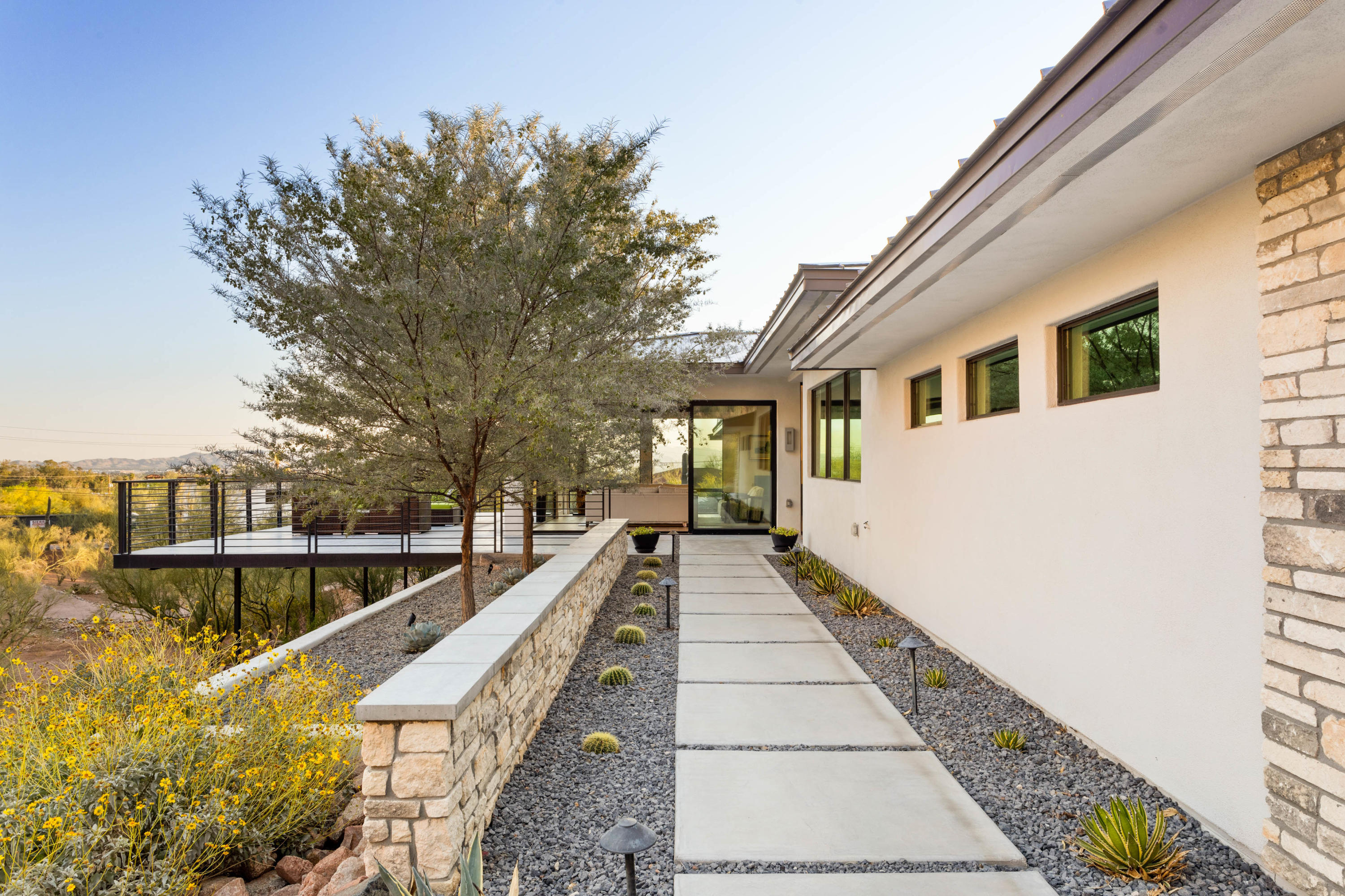 RED ROCK - Residential