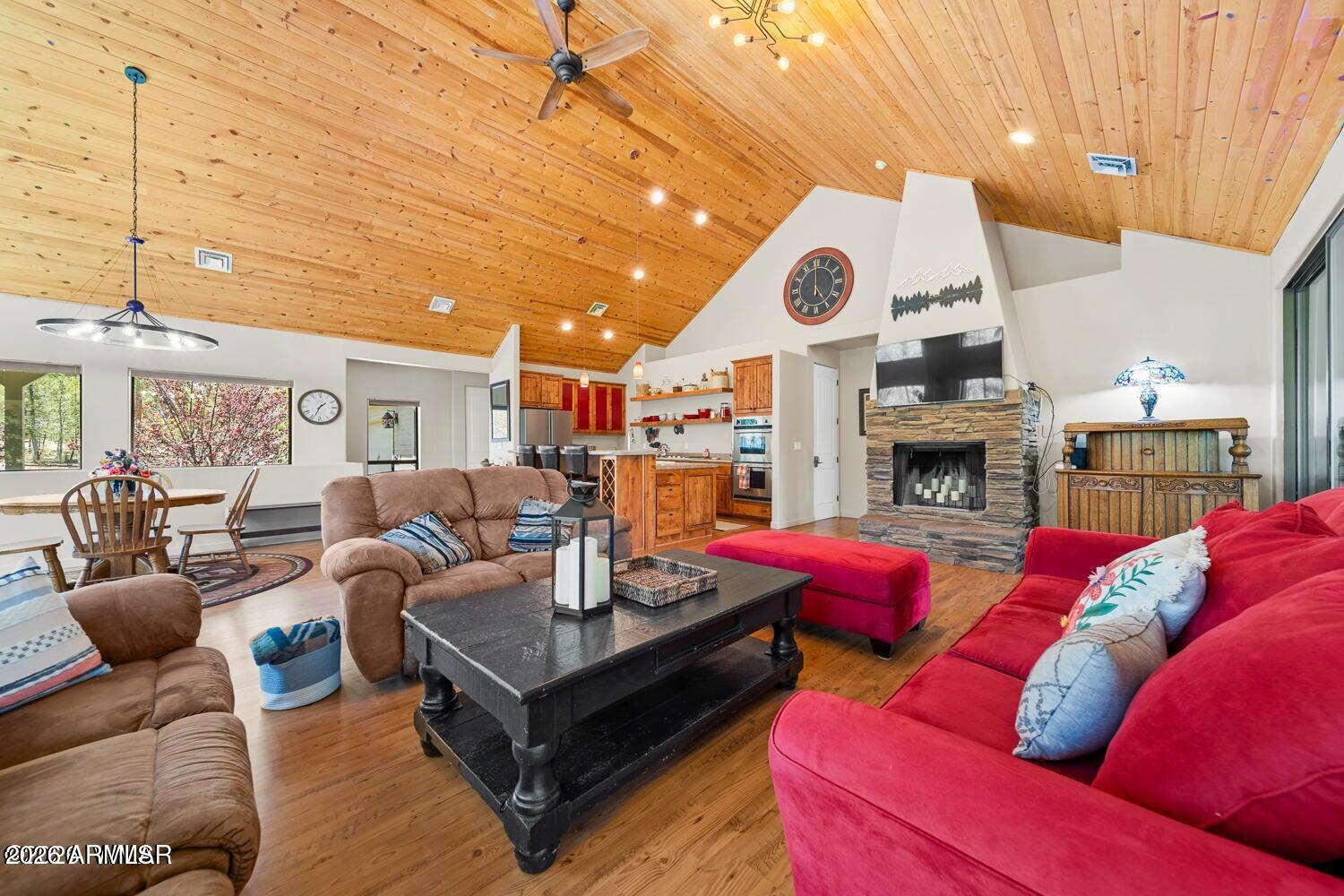SIERRA PINES UNIT 7 - Residential