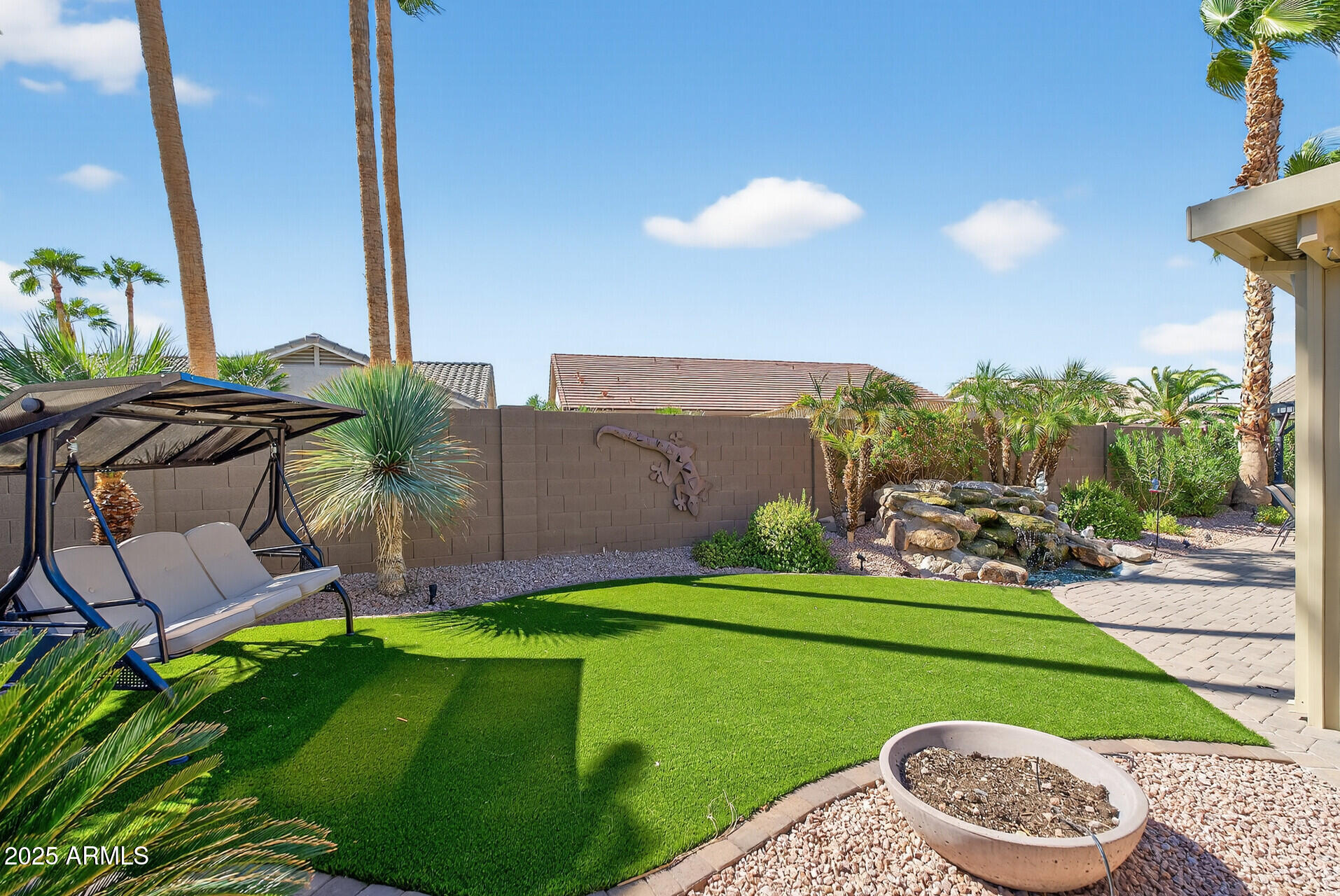 ARIZONA TRADITIONS 89 10 - Residential