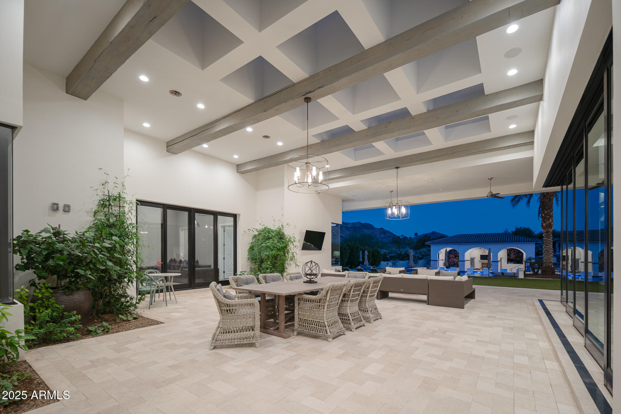WEEKS ESTATES - Residential