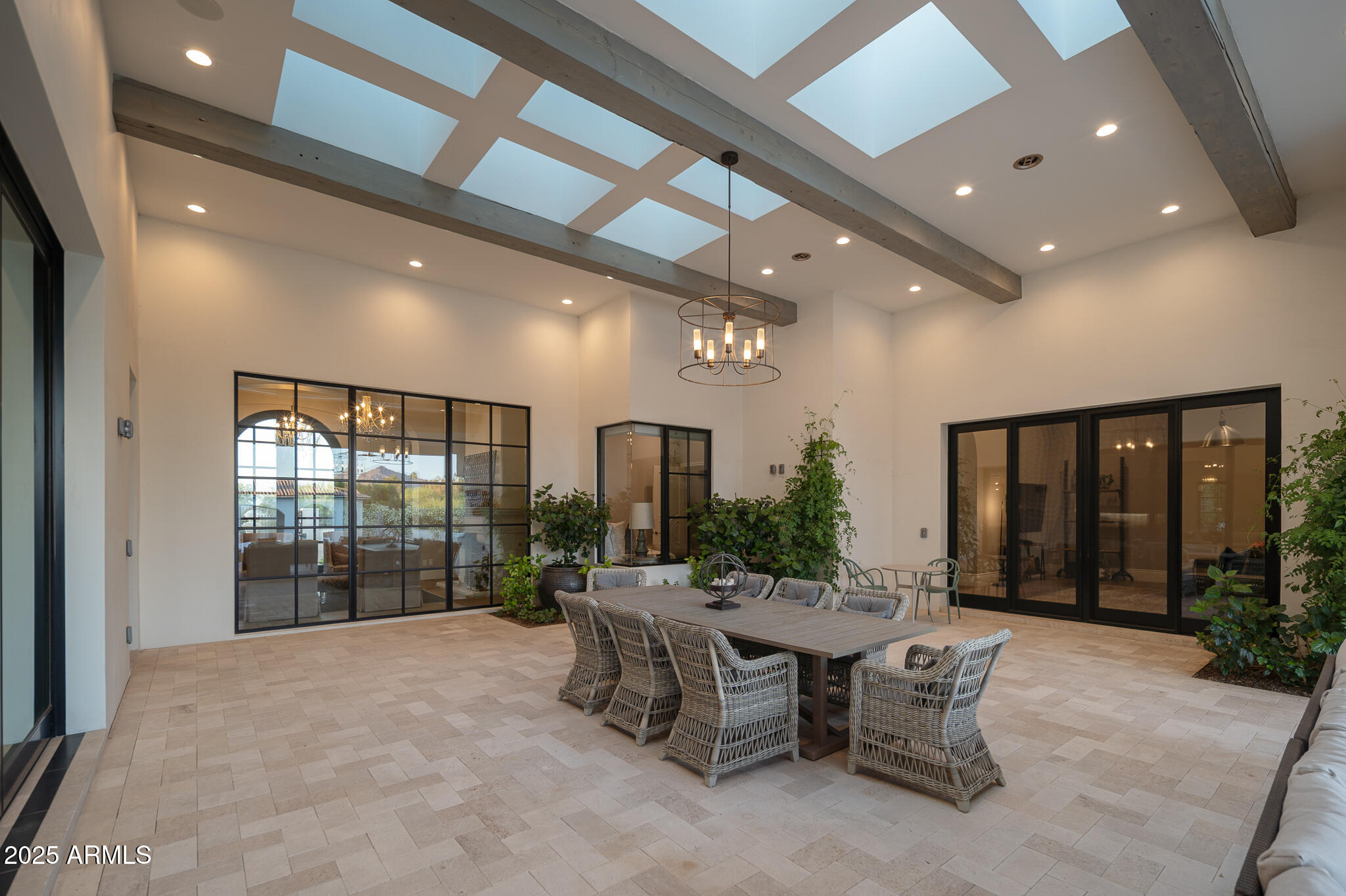WEEKS ESTATES - Residential