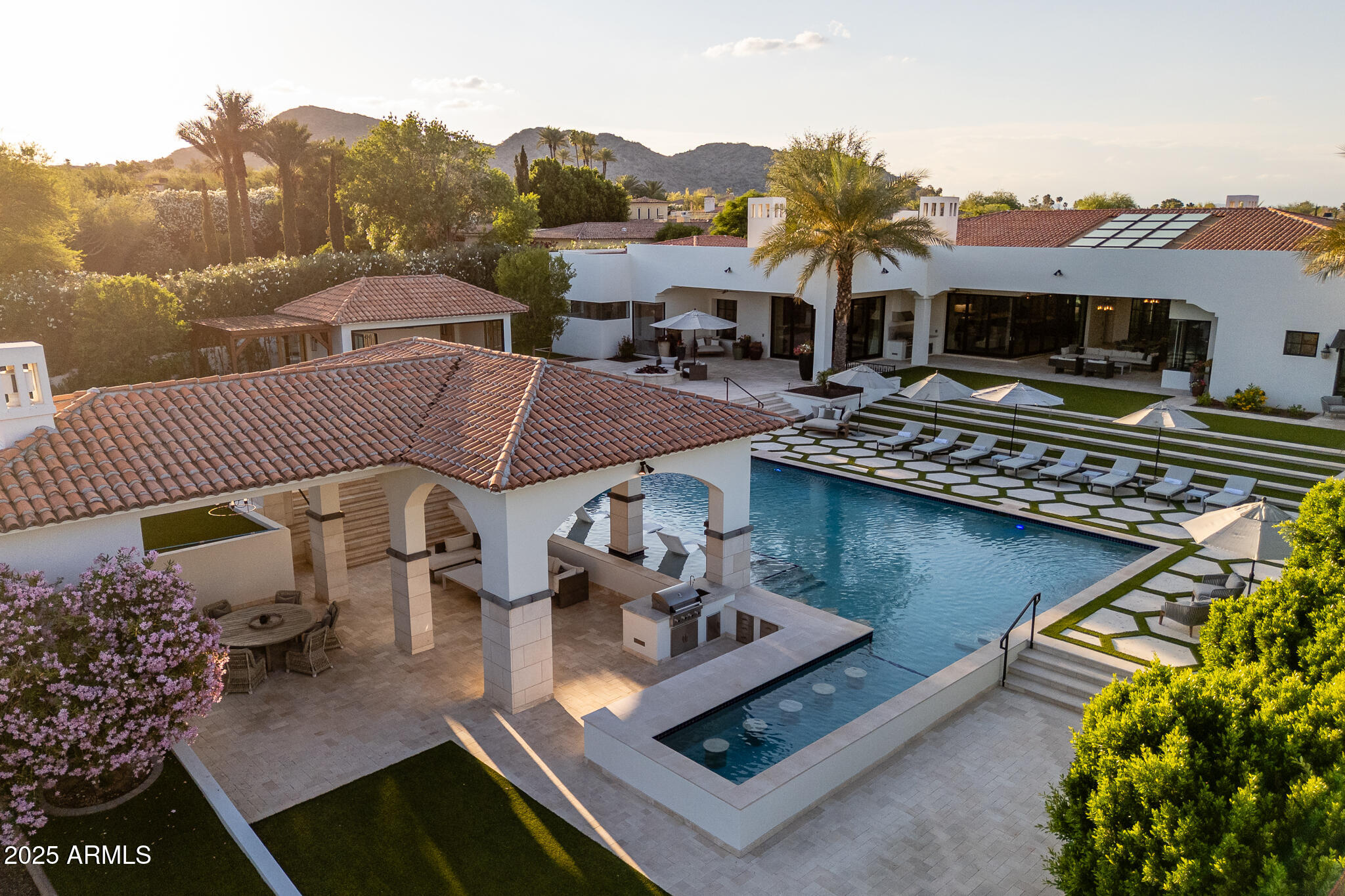 WEEKS ESTATES - Residential