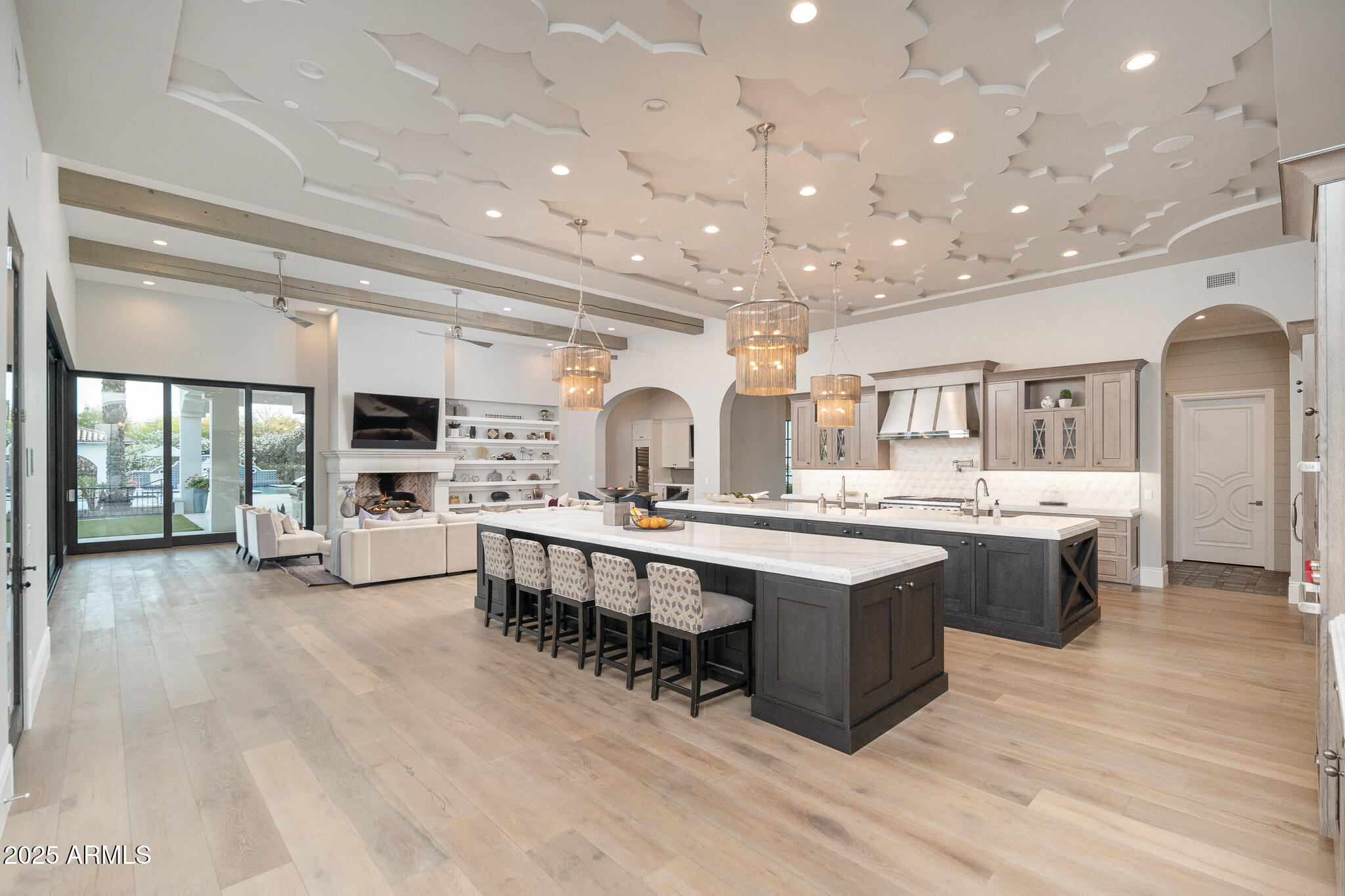 WEEKS ESTATES - Residential