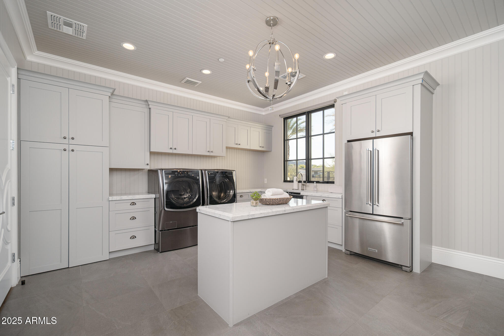 WEEKS ESTATES - Residential